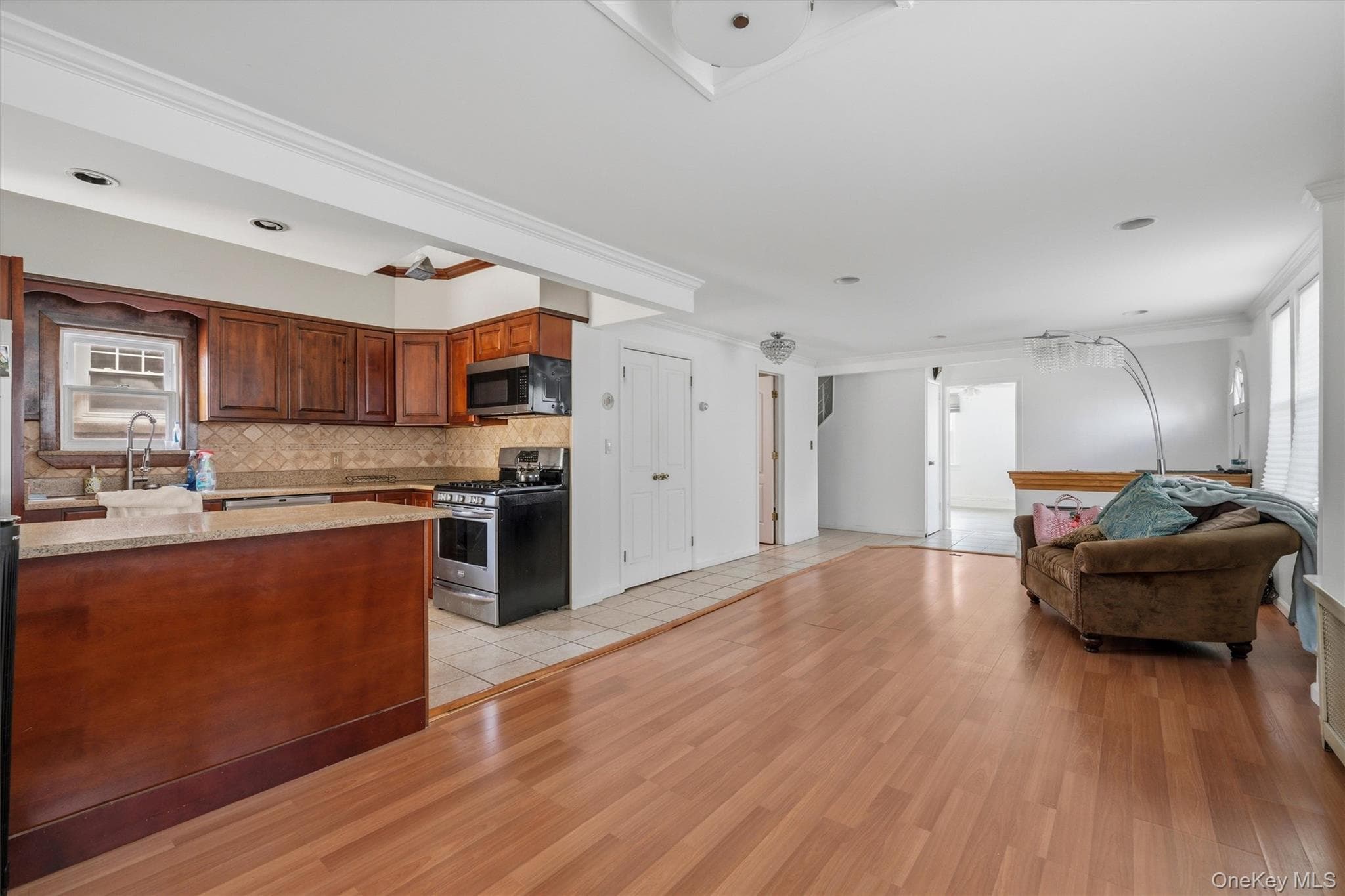 2400 Morgan Avenue thumbnail 12