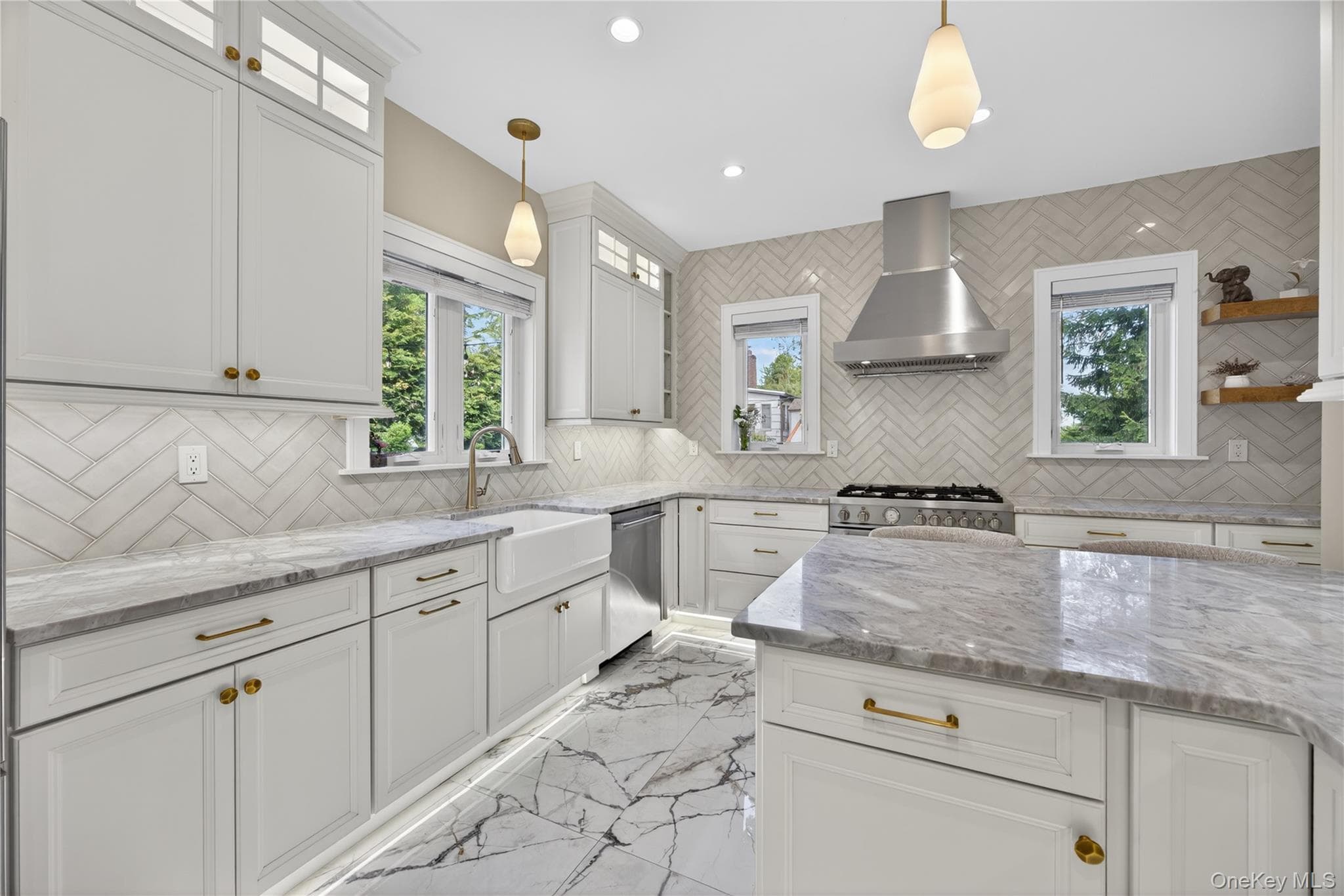 109 W Park Avenue thumbnail 12
