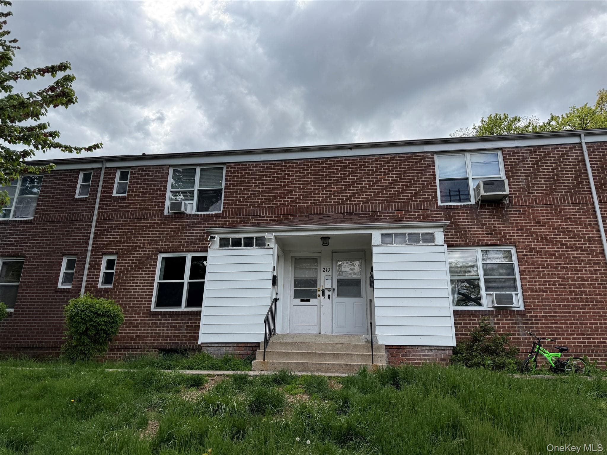 219 Rumsey Rd Unit: 1A, Yonkers