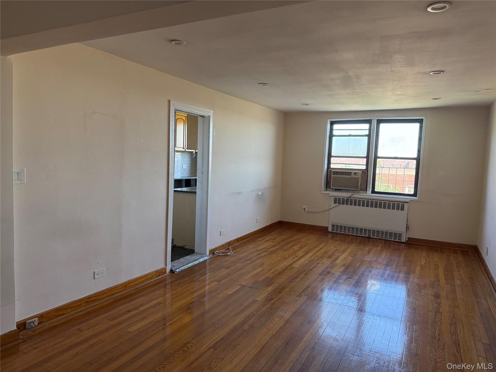 102-18 64th Avenue Unit: 6W thumbnail 2