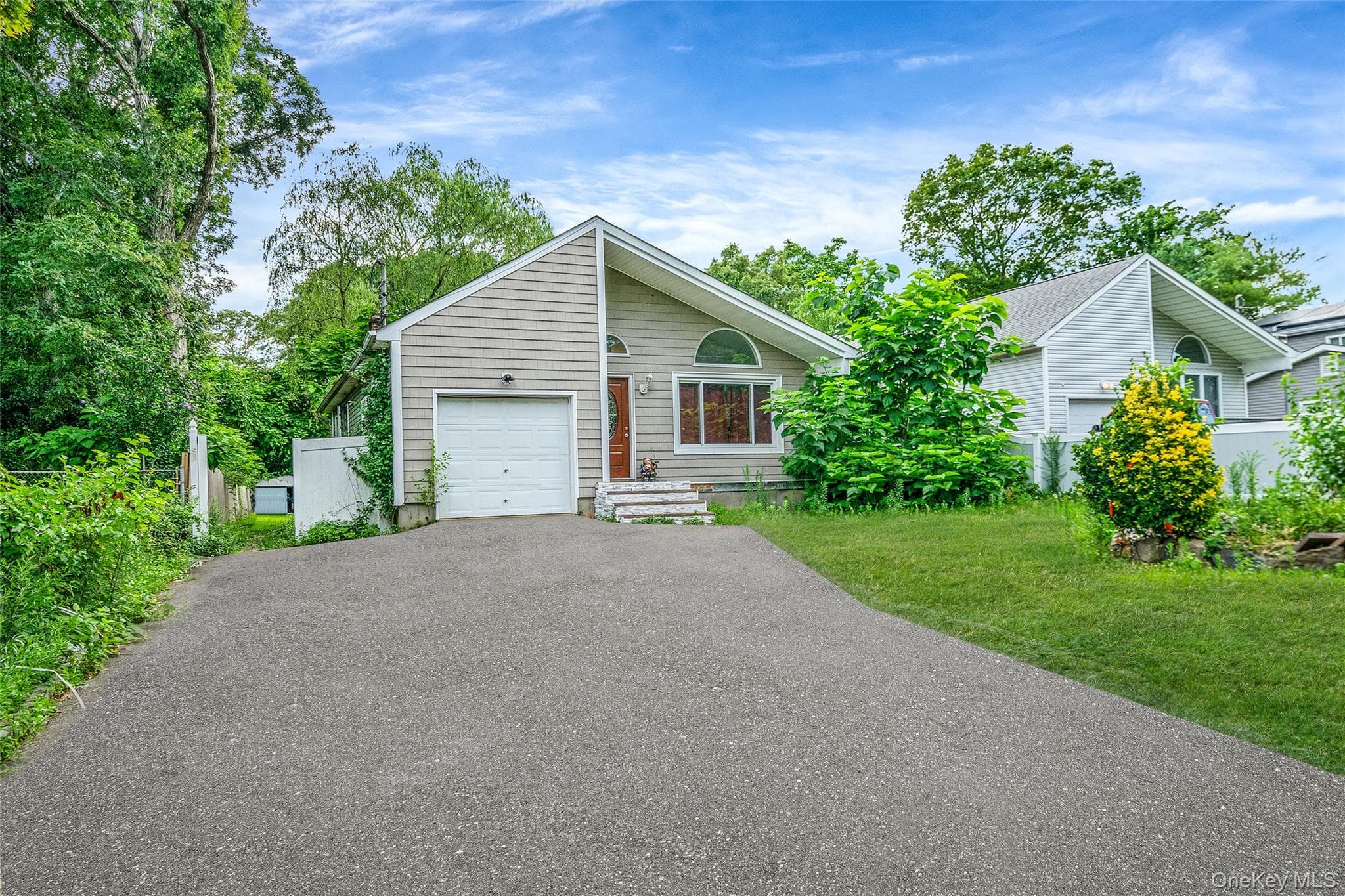 413 Glen Drive thumbnail 2
