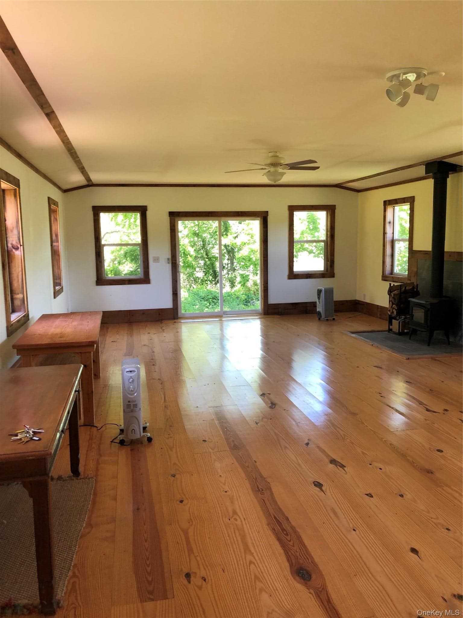 181 Huguenot Street thumbnail 21