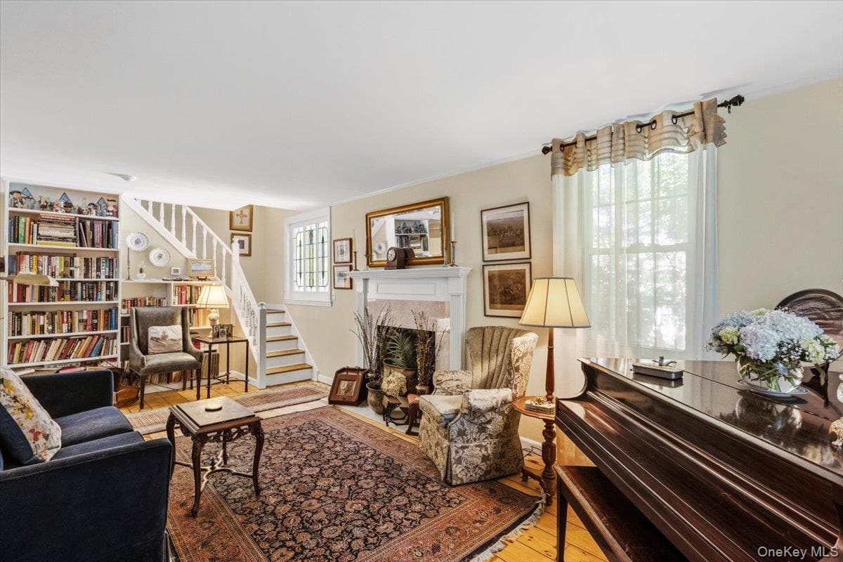 16 Stuart Avenue thumbnail 6