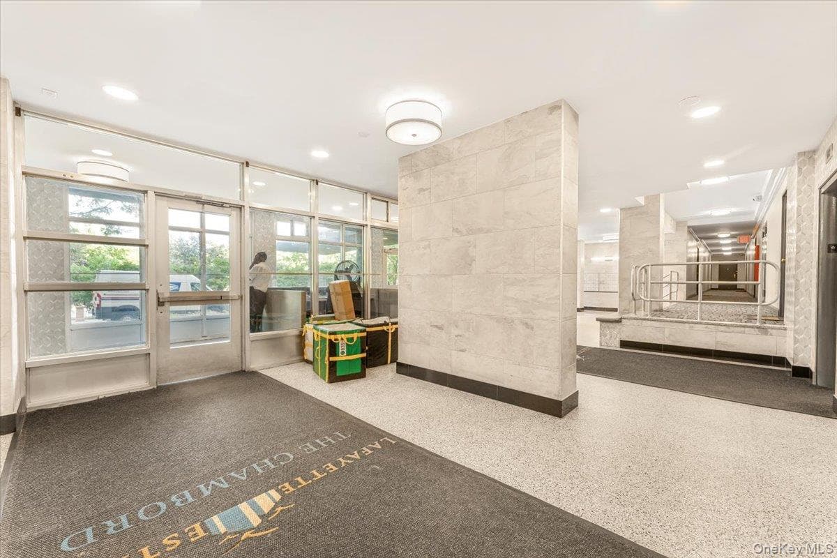 825 Morrison Avenue Unit: 16A thumbnail 14