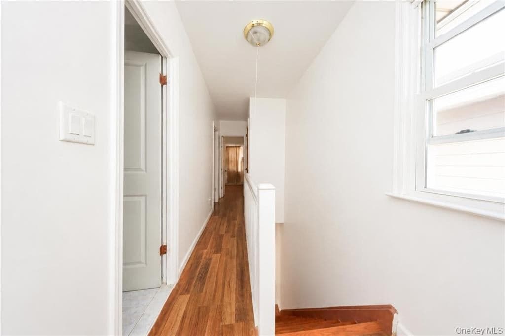 2675 E 27th Street thumbnail 16