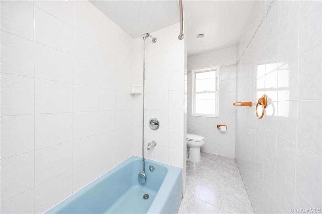 2675 E 27th Street thumbnail 17