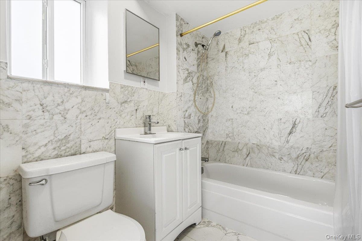 76-01 113th Street Unit: PH-A thumbnail 21