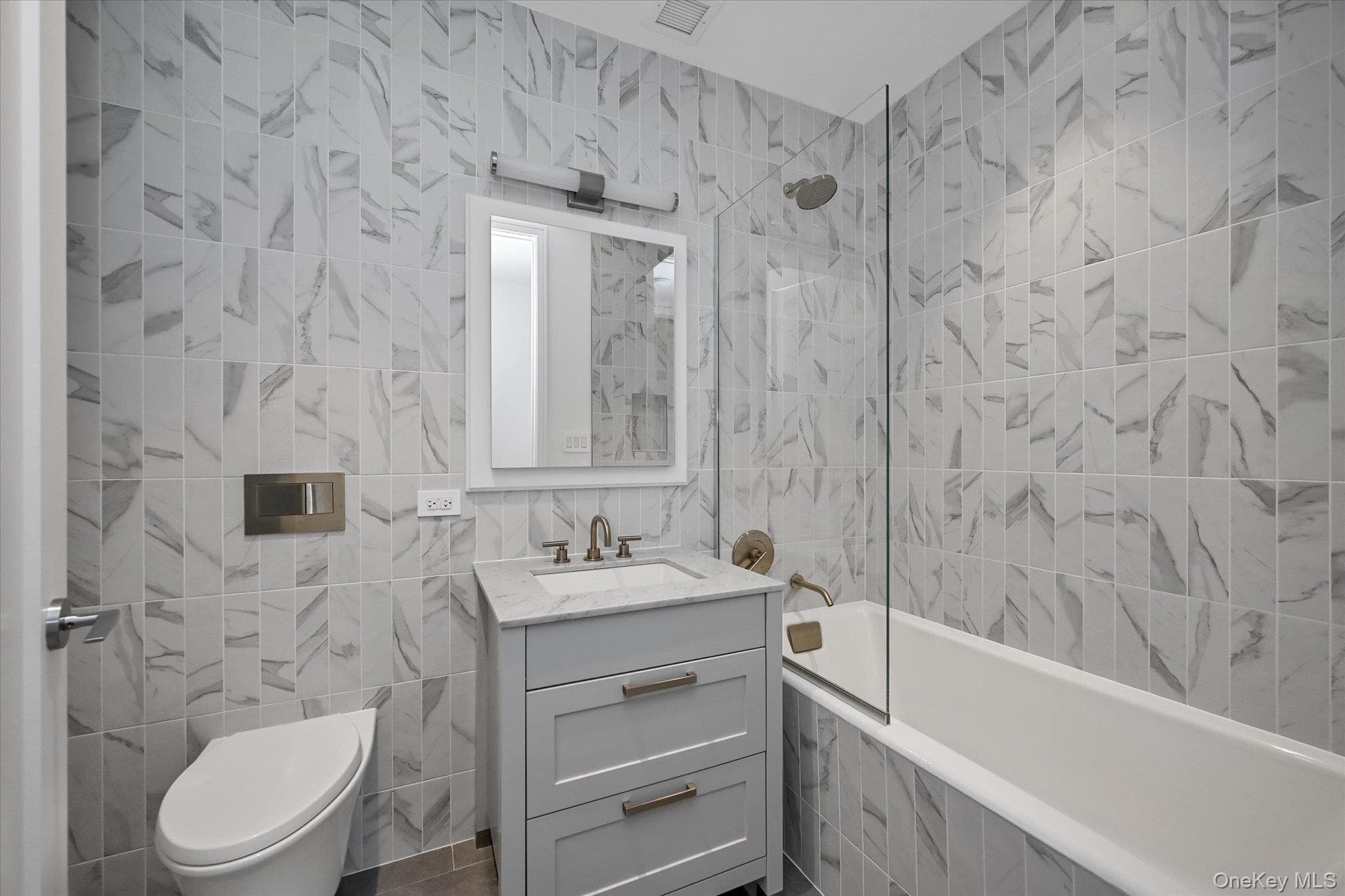 107-06 Queens Boulevard Unit: 8D thumbnail 16
