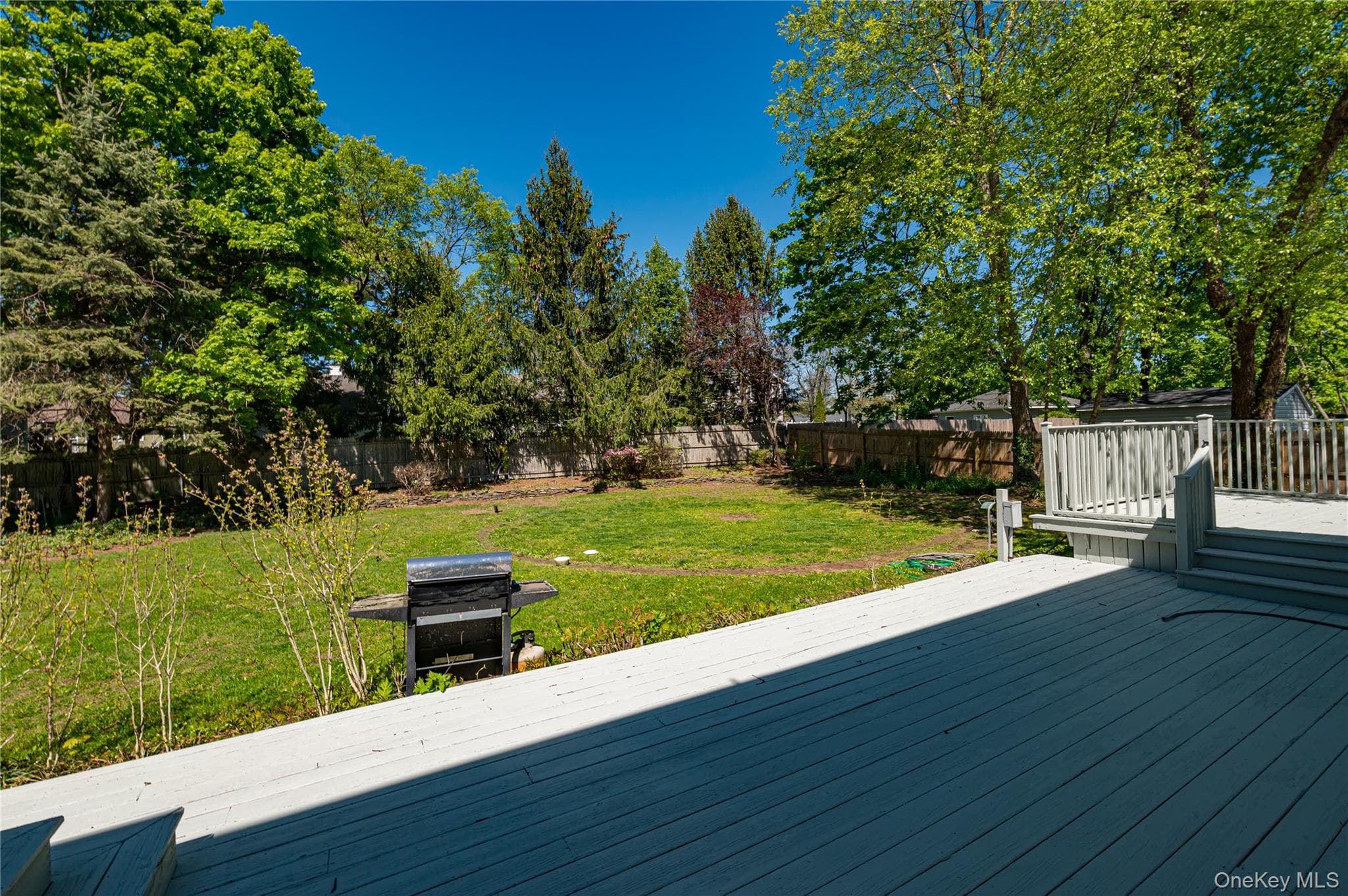 220 Windsor Avenue thumbnail 25