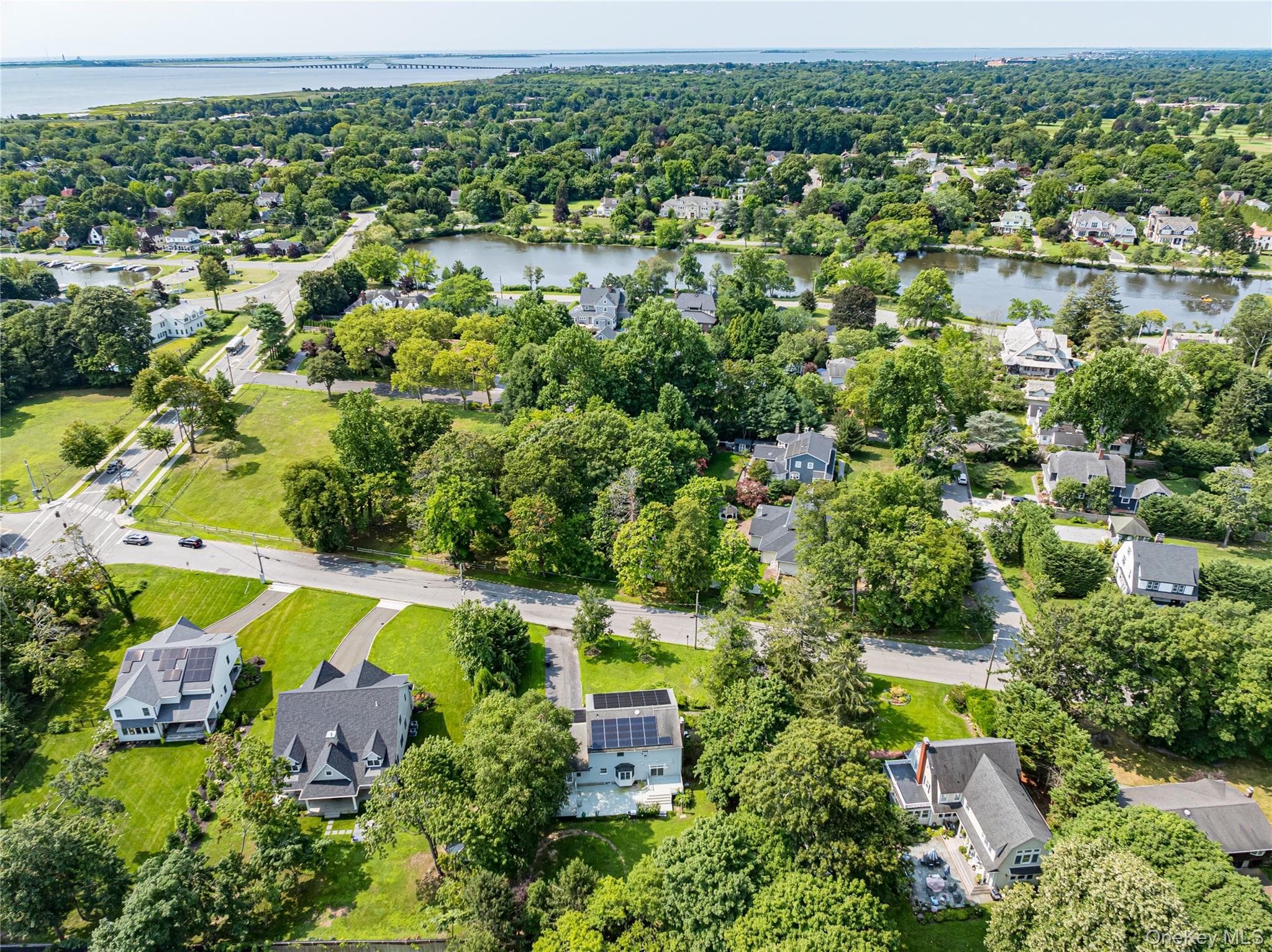 220 Windsor Avenue thumbnail 2