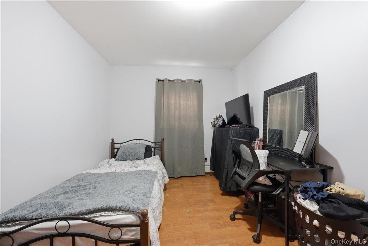 3544 -3546 Laconia Avenue thumbnail 10