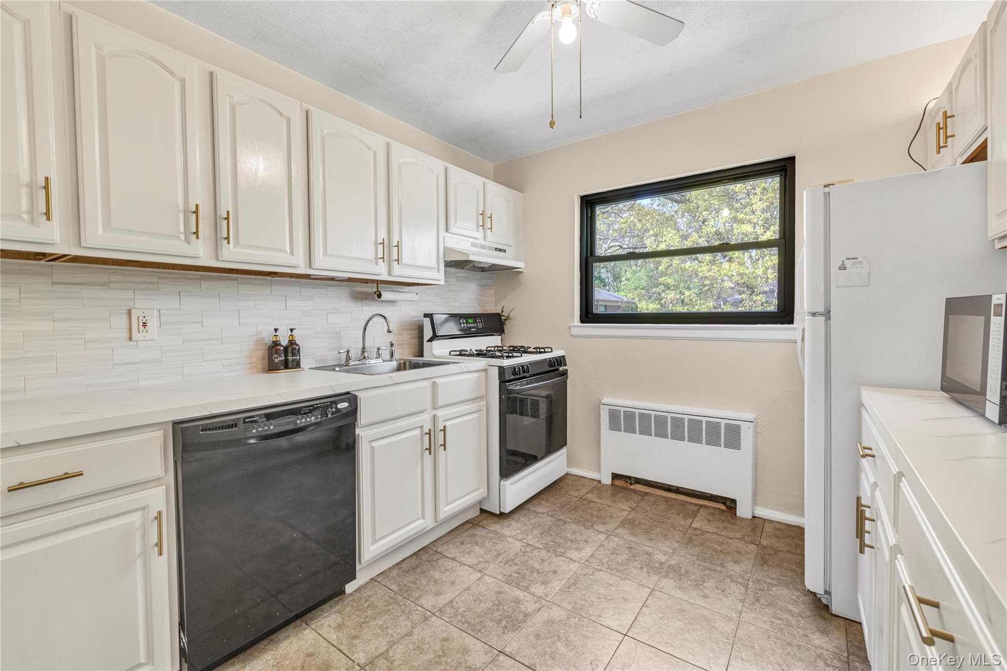 21974 75th Avenue Unit: 224B2 photo 1