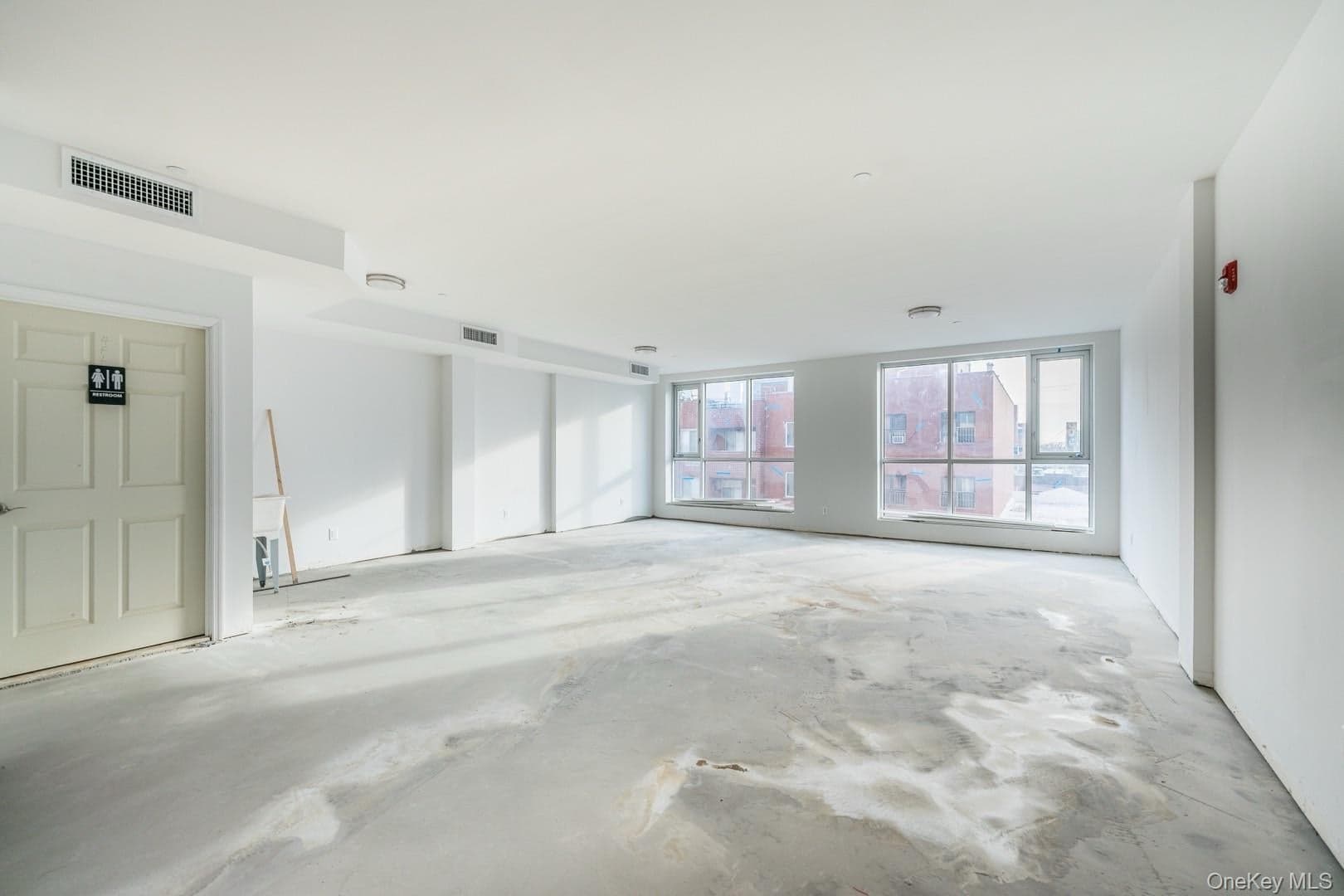 828 57th Street Unit: 5 thumbnail 4