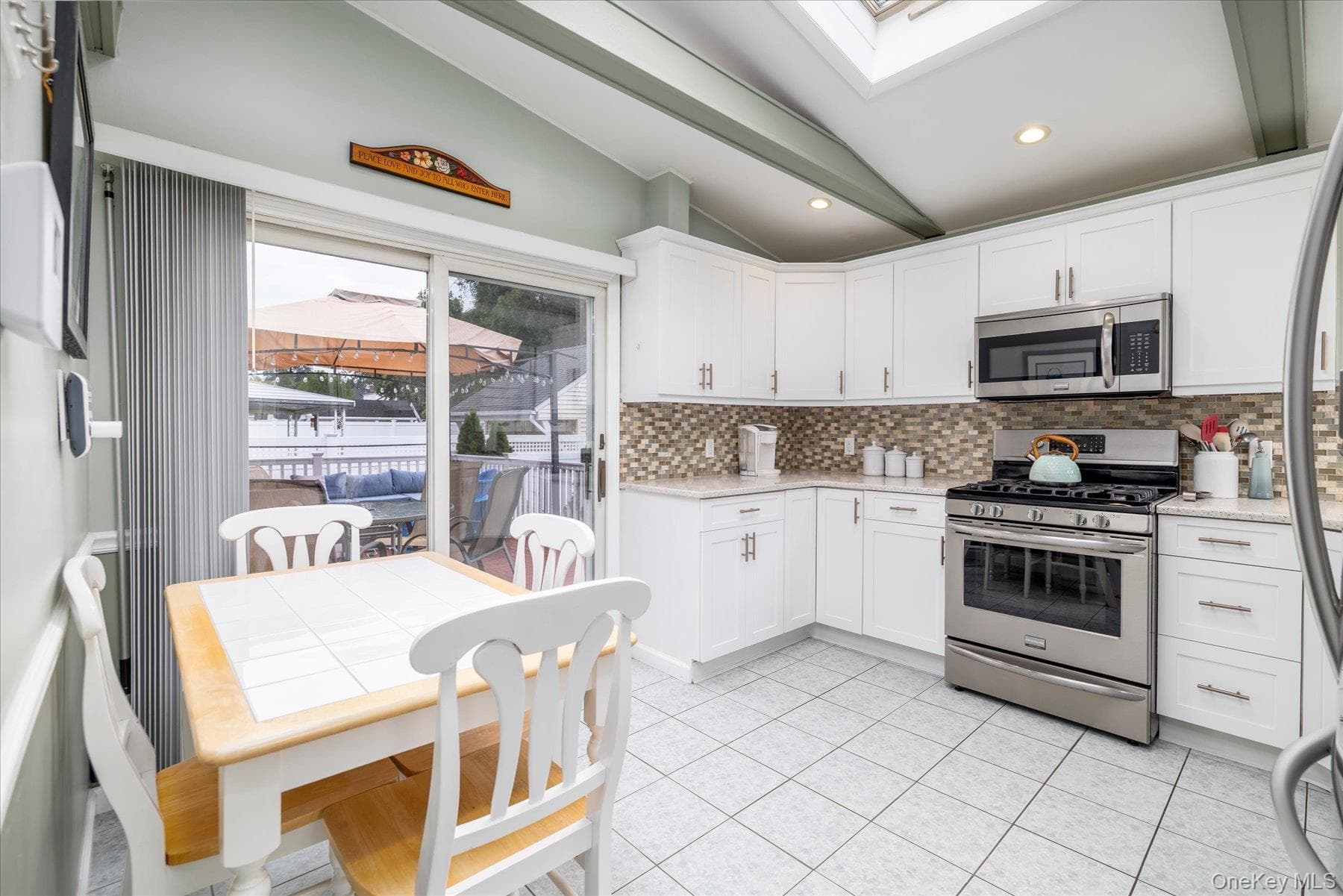 48 Teneyck Avenue thumbnail 10