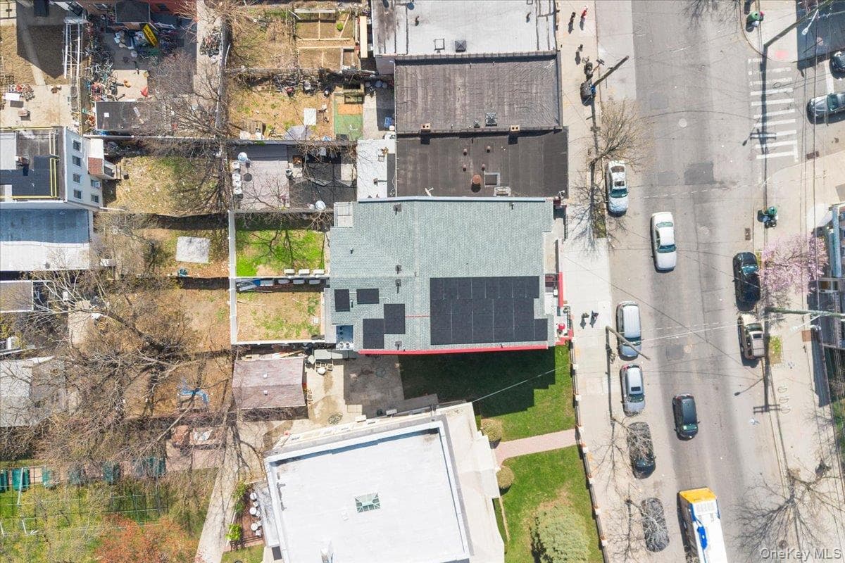 10847 Sutphin Boulevard thumbnail 20