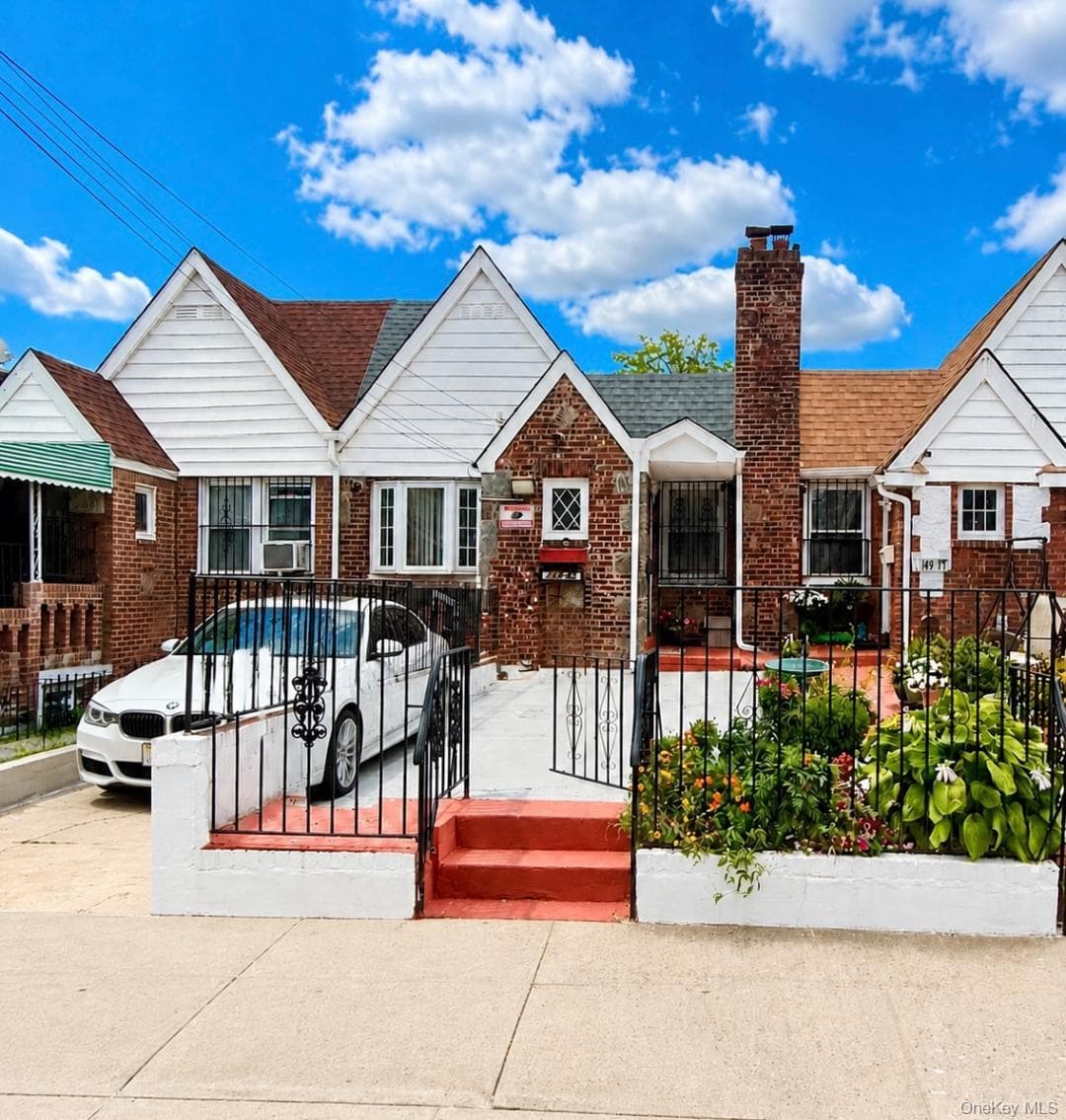 149-45 122nd Street photo 1