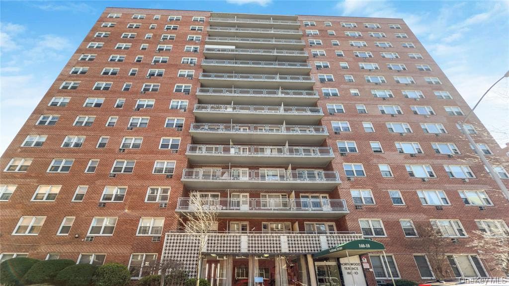 160-10 89th Avenue Unit: 9E thumbnail 2
