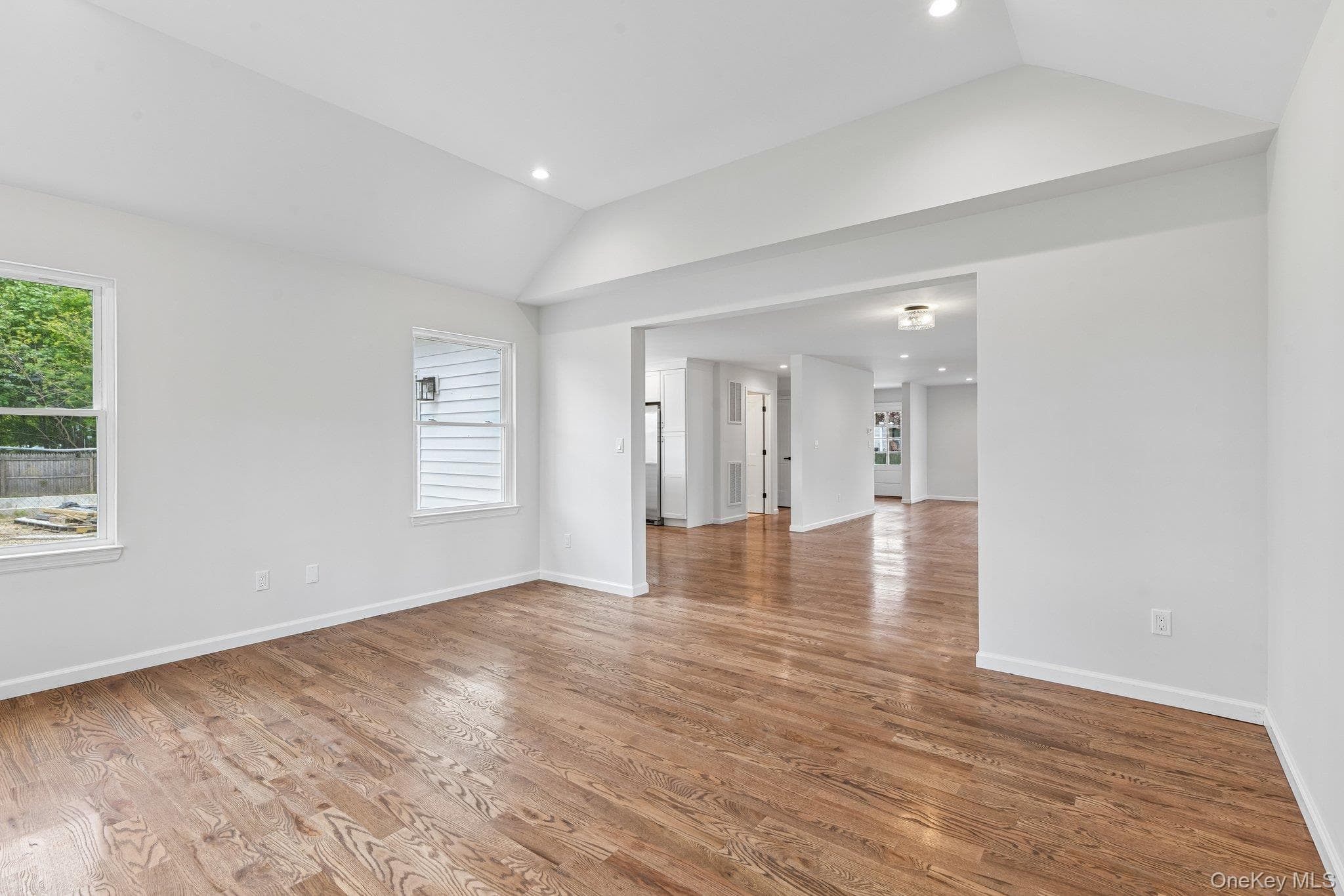384 Scudder Avenue Unit: Lot 2 thumbnail 10