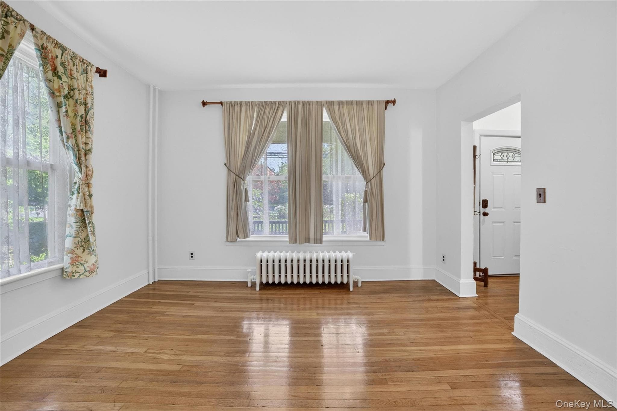 33 Maurice Avenue thumbnail 8