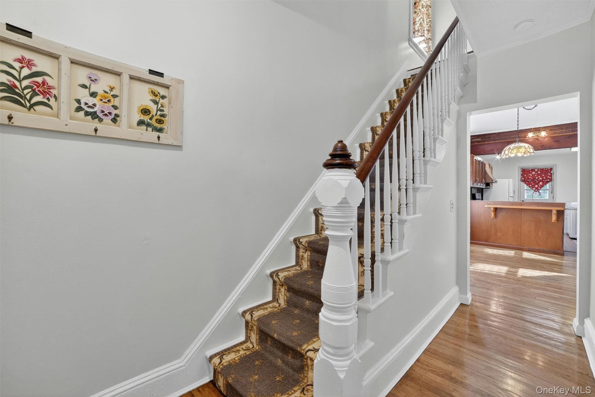 33 Maurice Avenue thumbnail 5