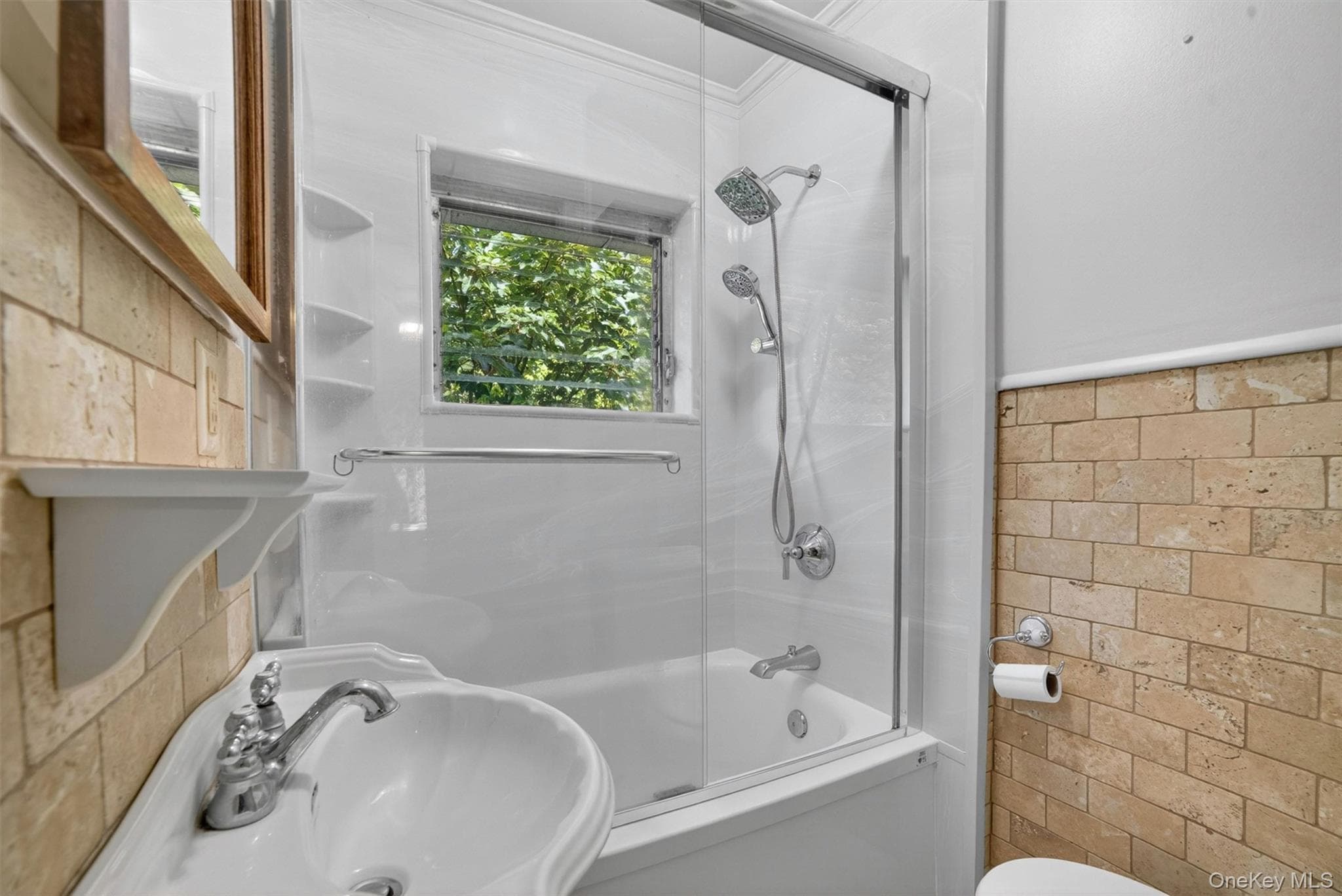 33 Maurice Avenue thumbnail 25