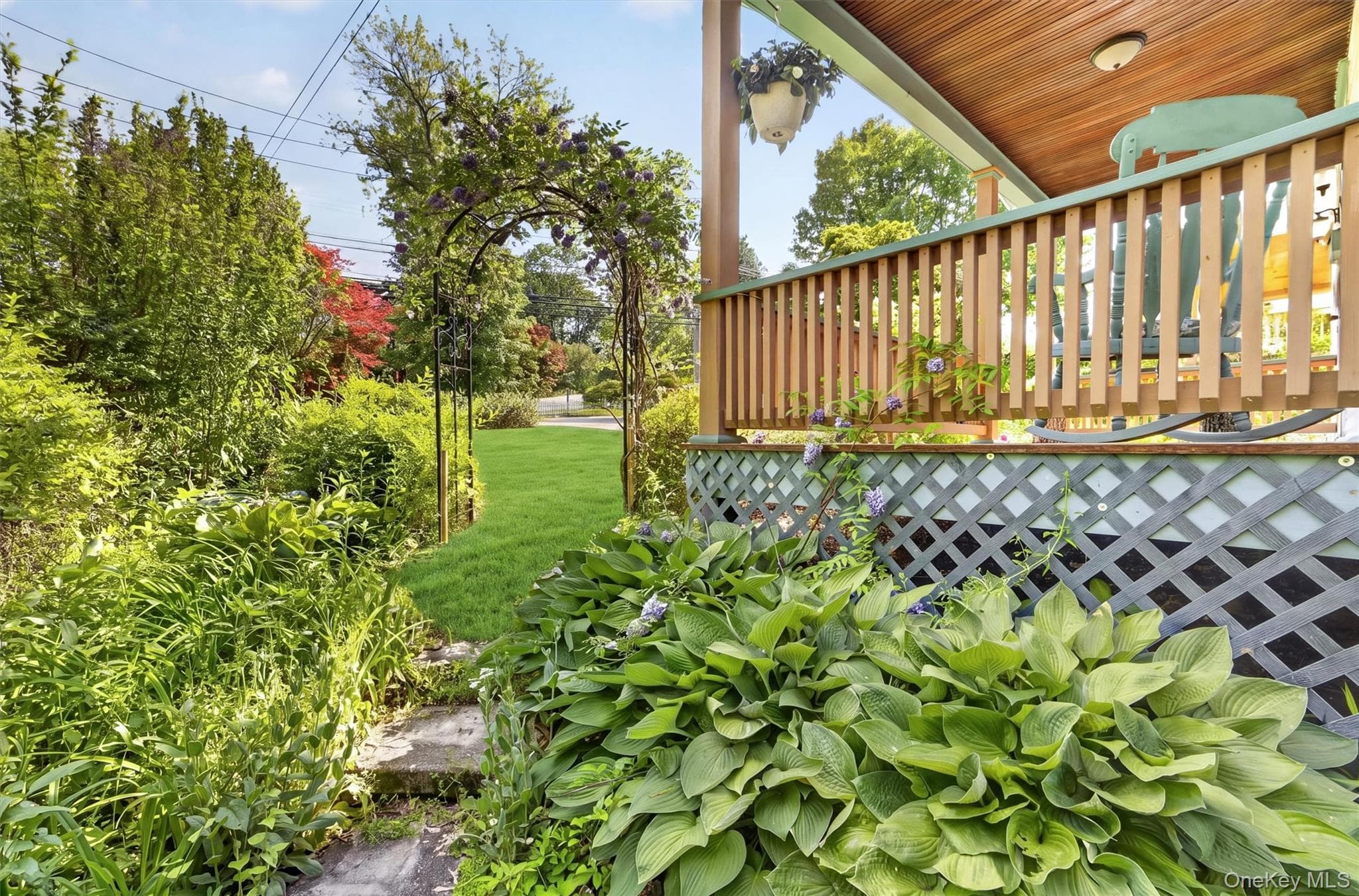 33 Maurice Avenue thumbnail 27
