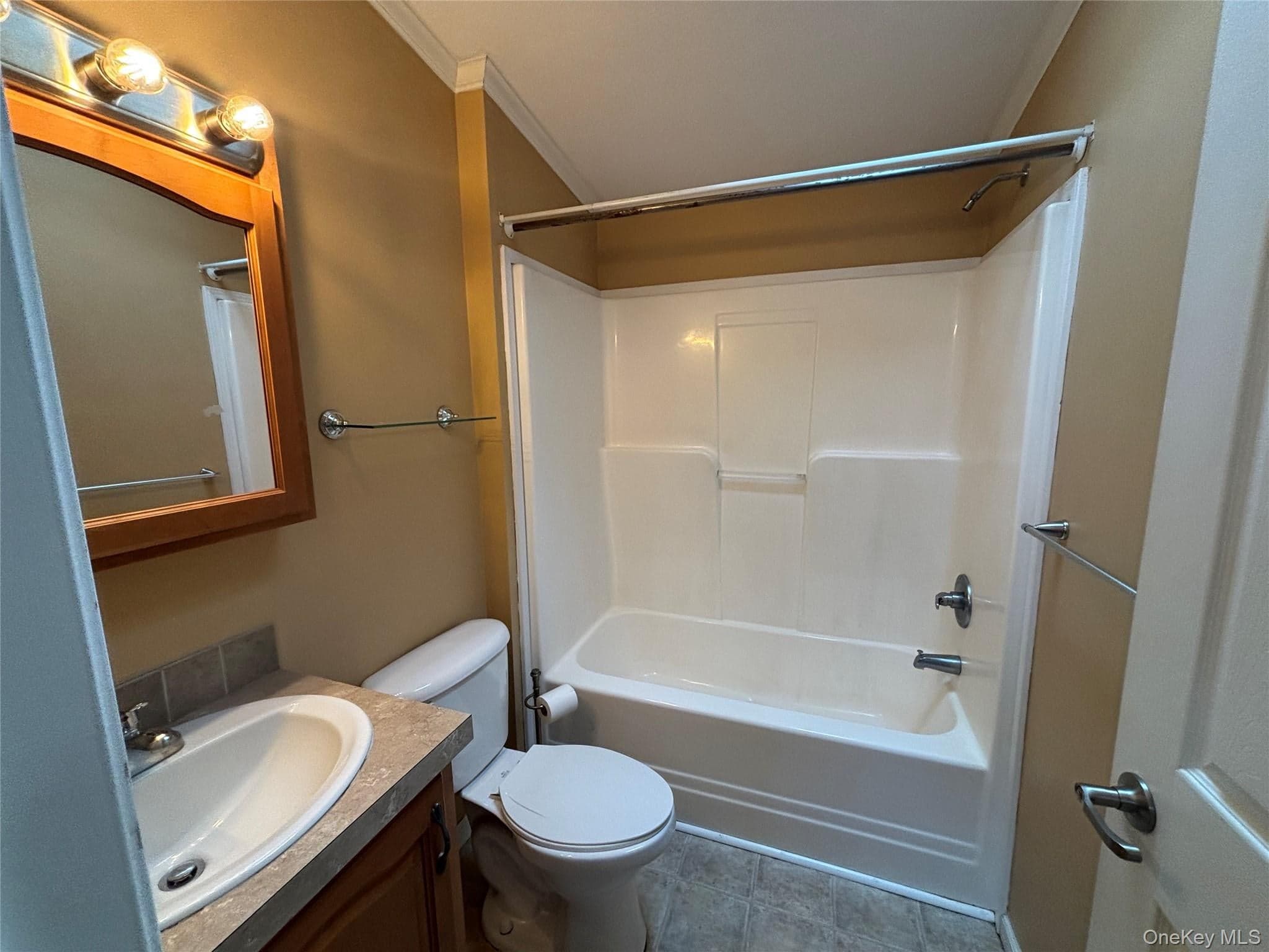 1661 Old Country Road Unit: 84 thumbnail 15