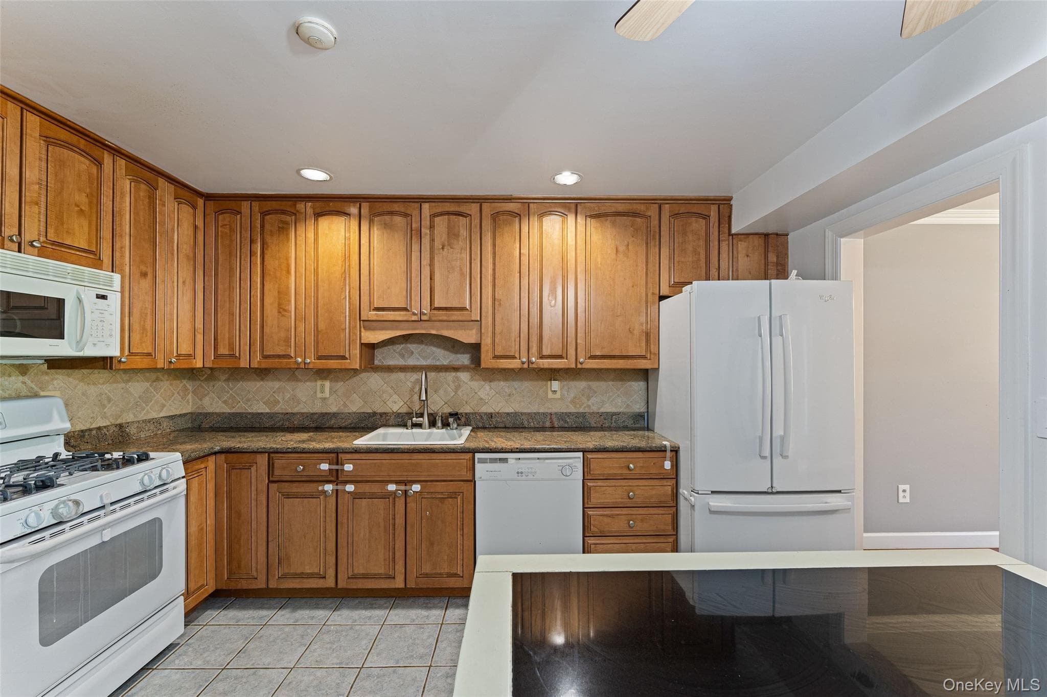 160 N Route 303 Unit: 4 thumbnail 12