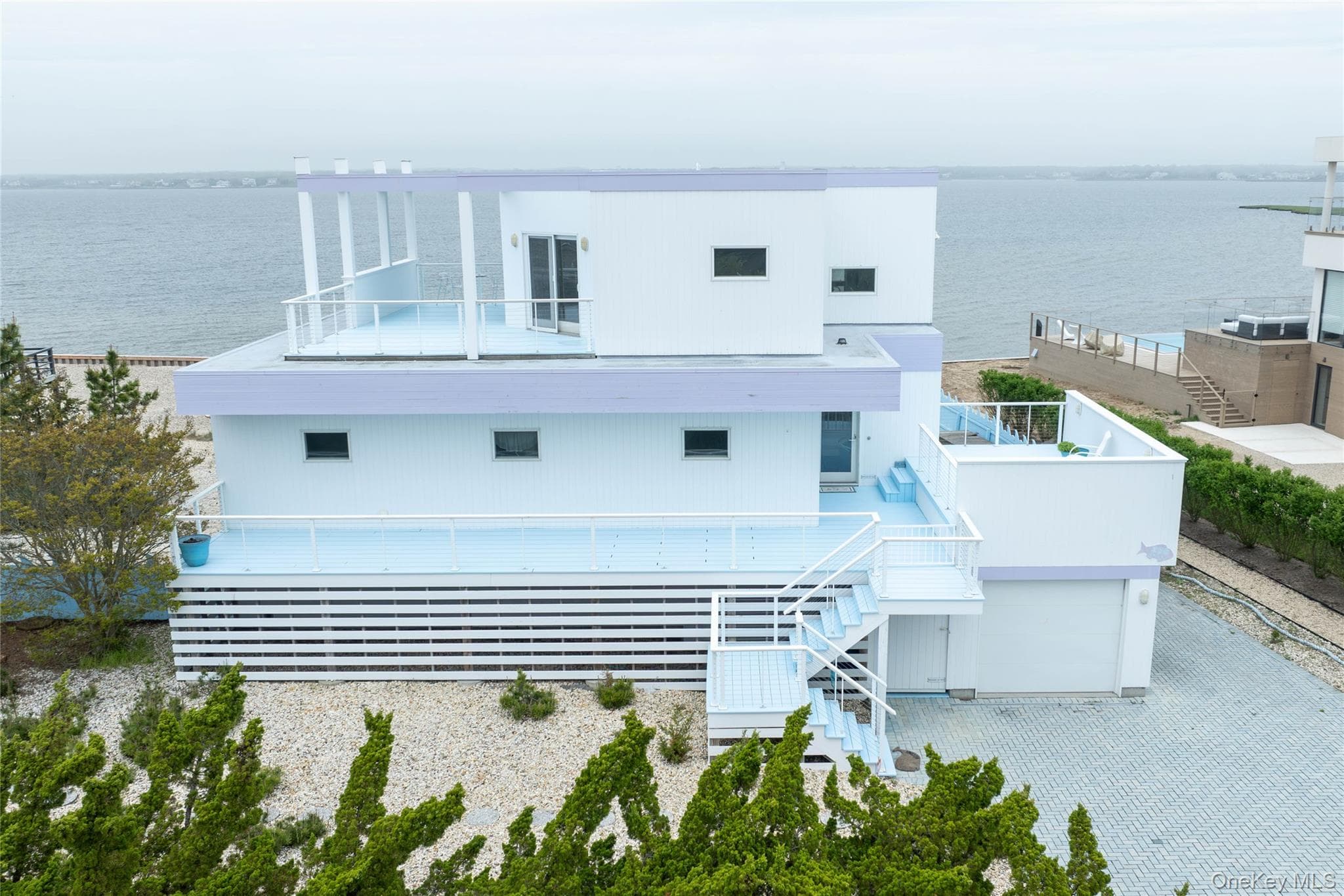 398 Dune Road thumbnail 20