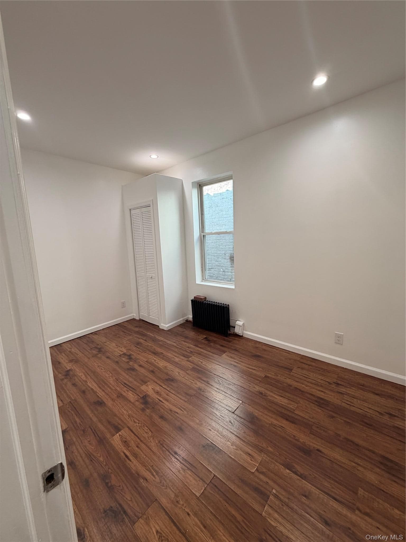 1226 Saint Lawrence Avenue Unit: 2 thumbnail 3