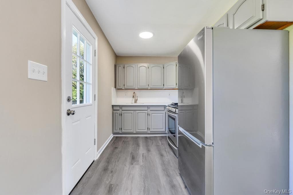 941 Provost Avenue thumbnail 15