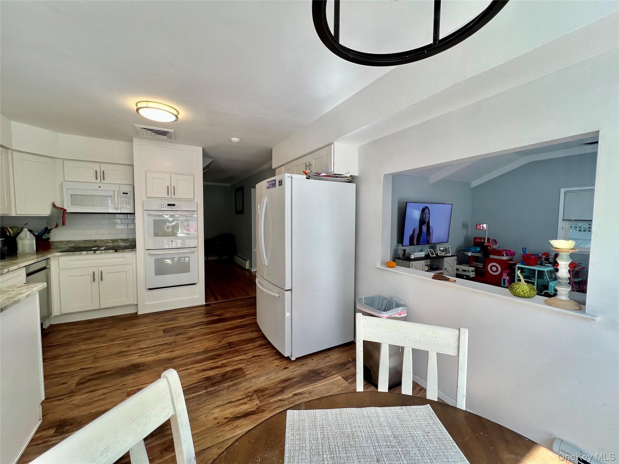 112 Ivy Lane thumbnail 11