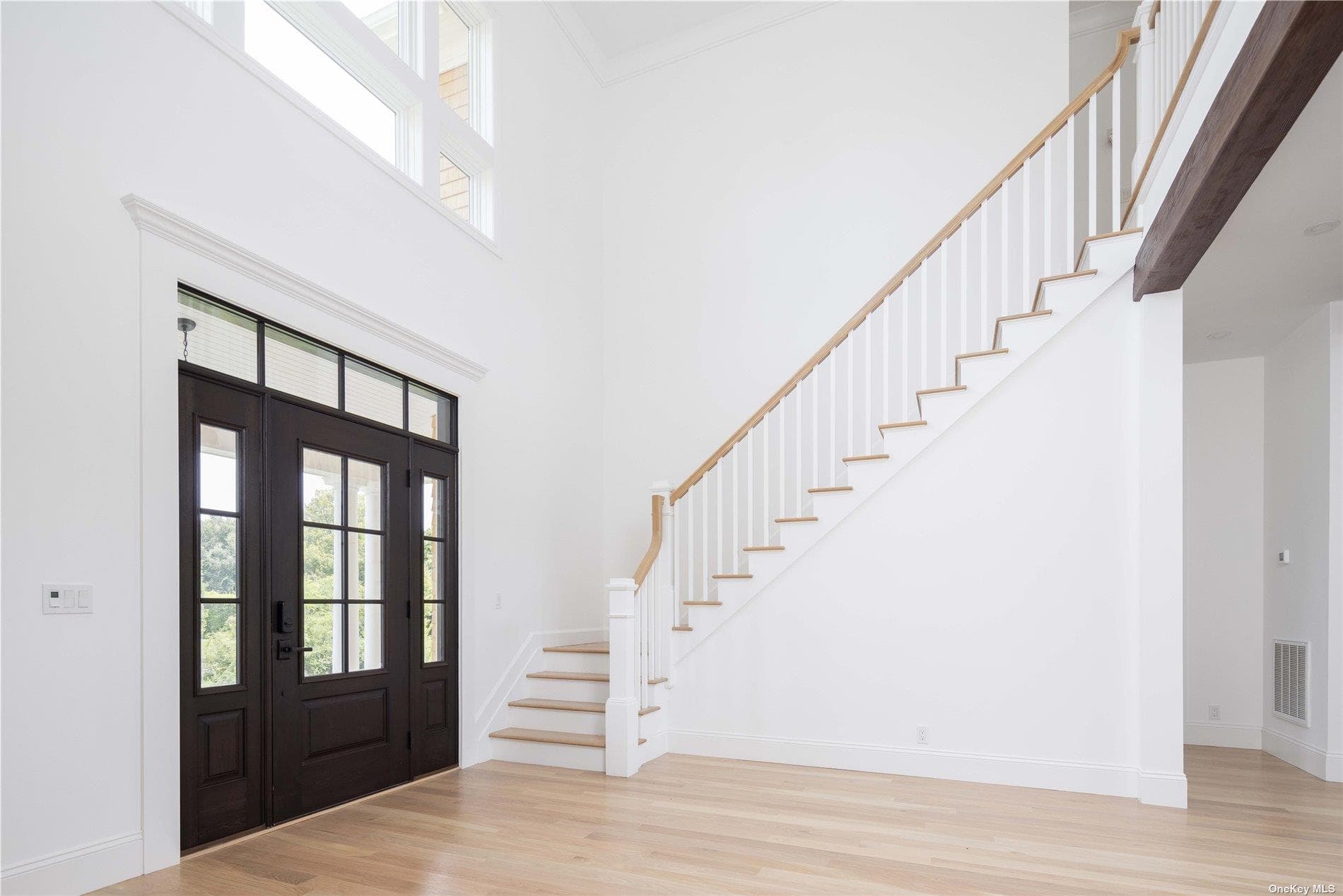 150 N Hillcrest Drive thumbnail 8