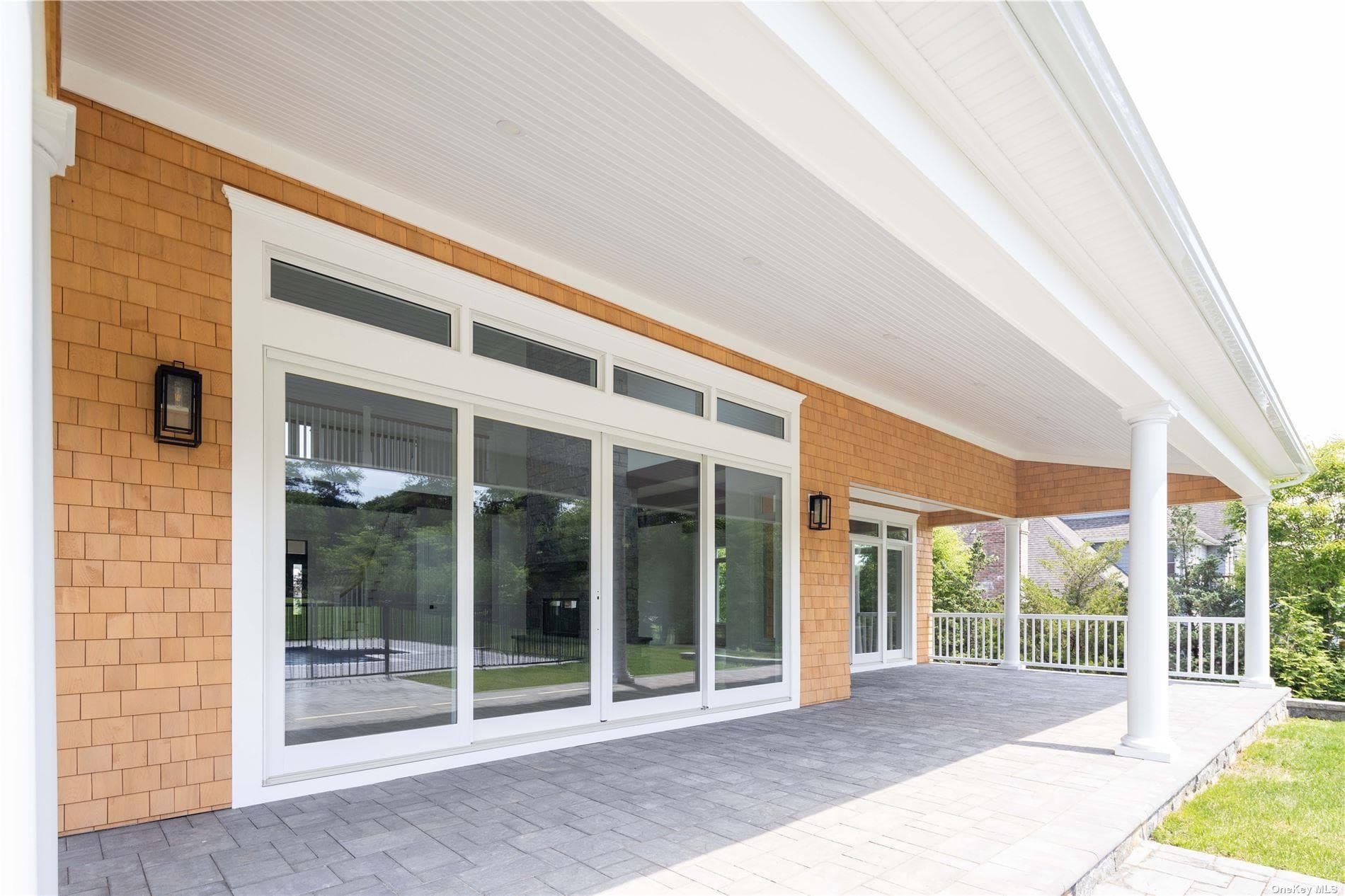 150 N Hillcrest Drive thumbnail 7