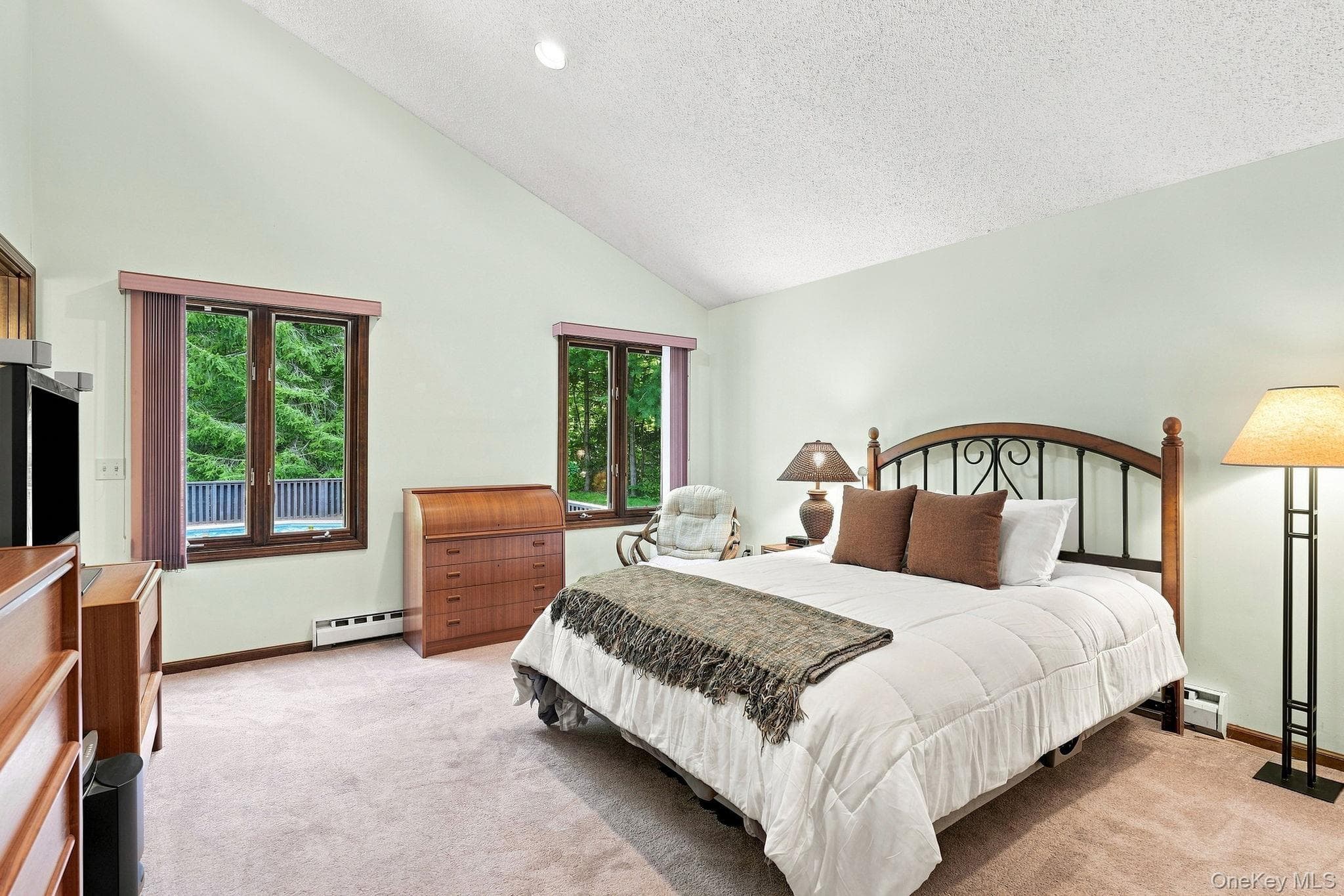 66 Maple Wood Drive thumbnail 15