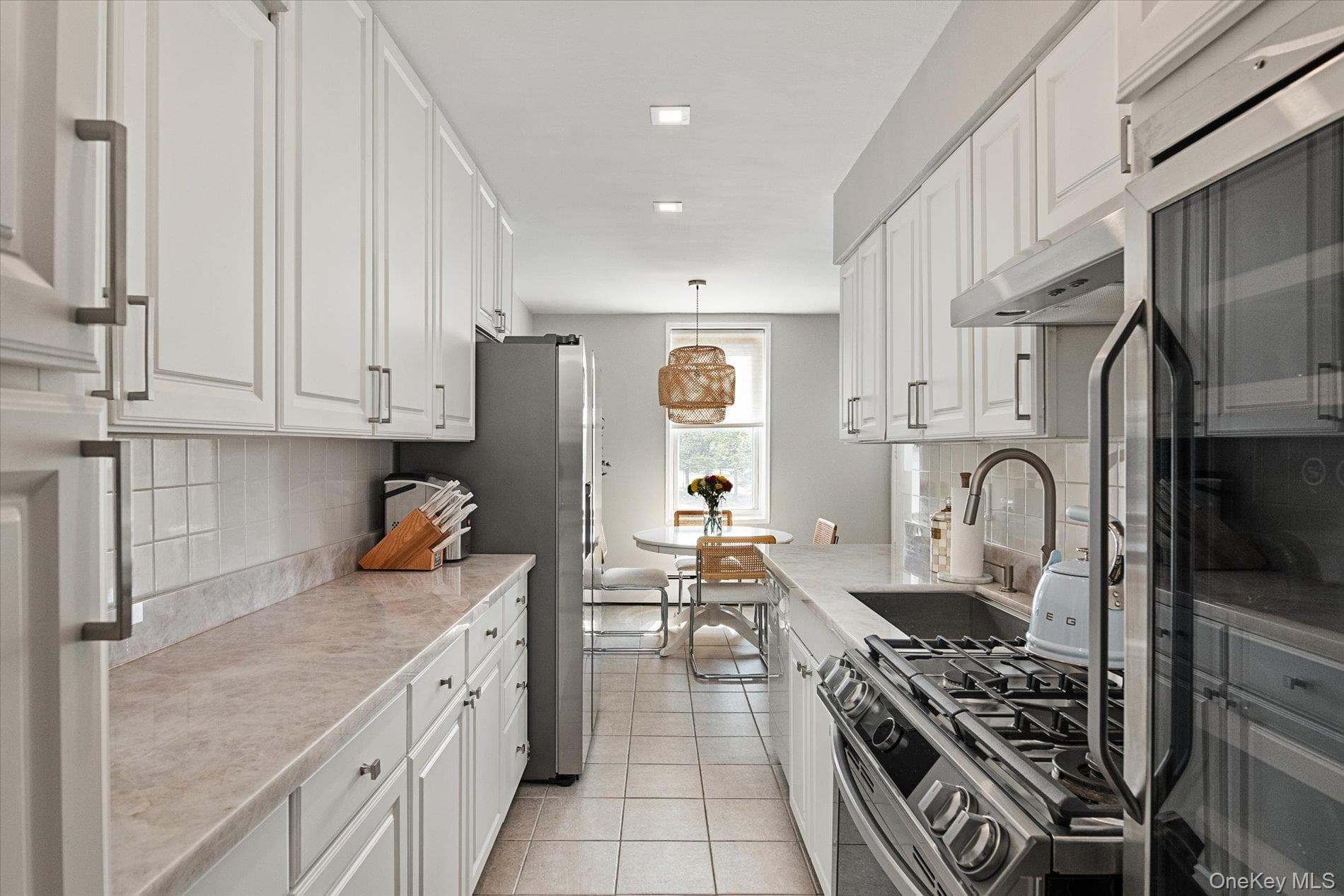 60 Hempstead Avenue Unit: 2C thumbnail 2