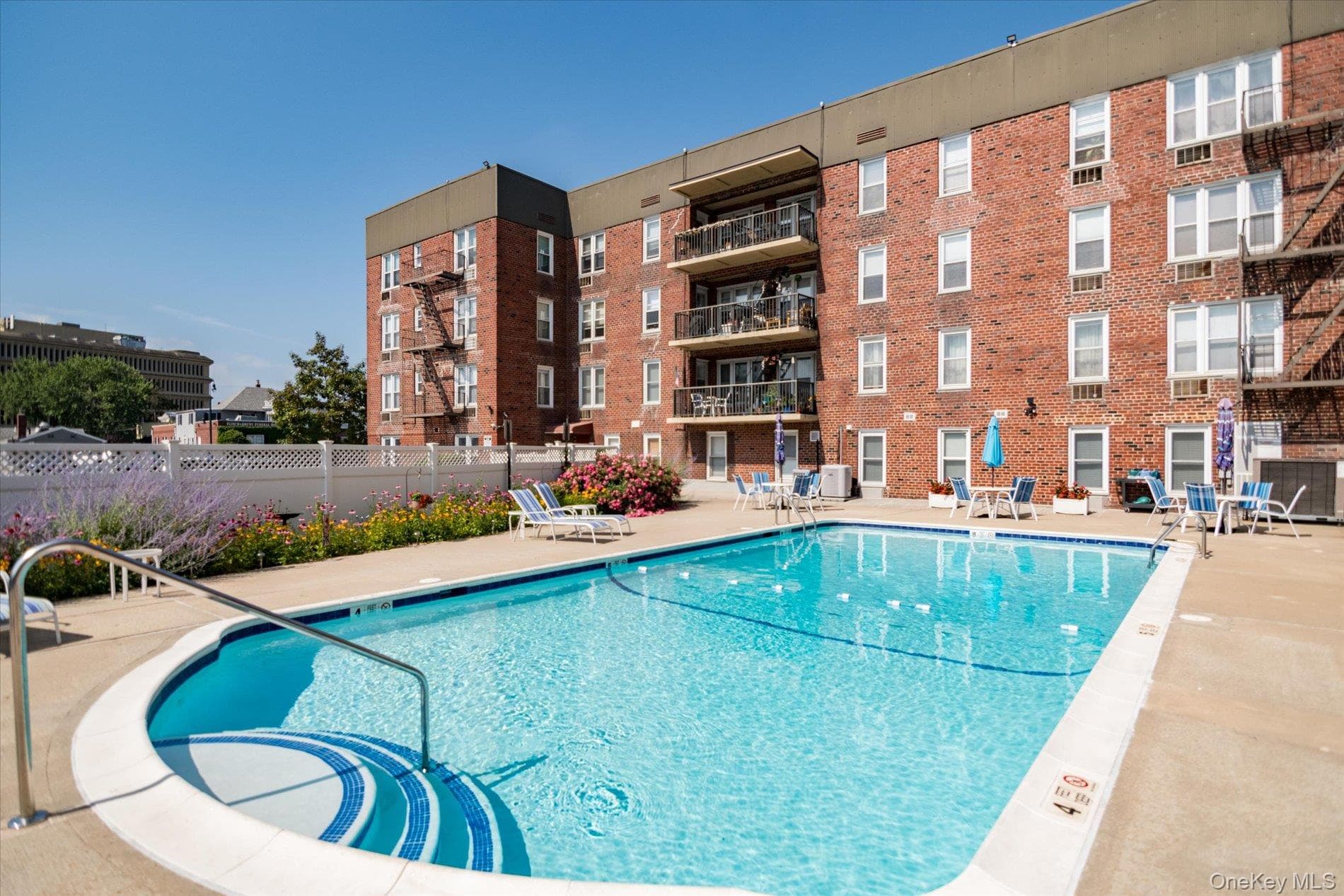 60 Hempstead Avenue Unit: 2C thumbnail 16