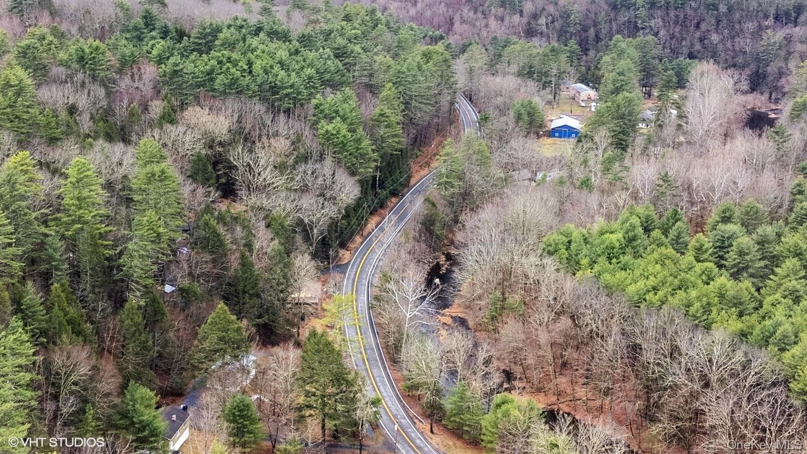 736 State Route 55 thumbnail 30