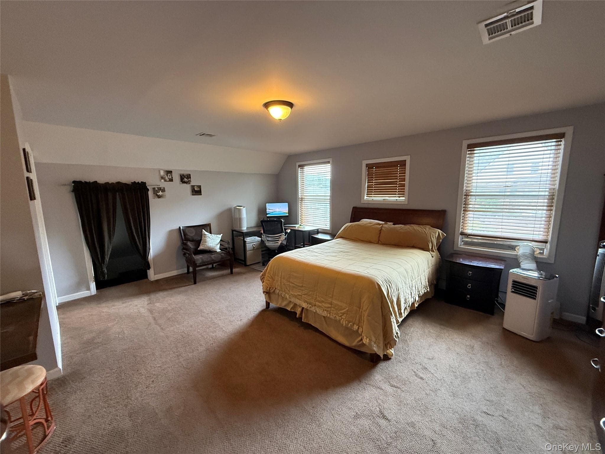 23 Swezey Place thumbnail 18