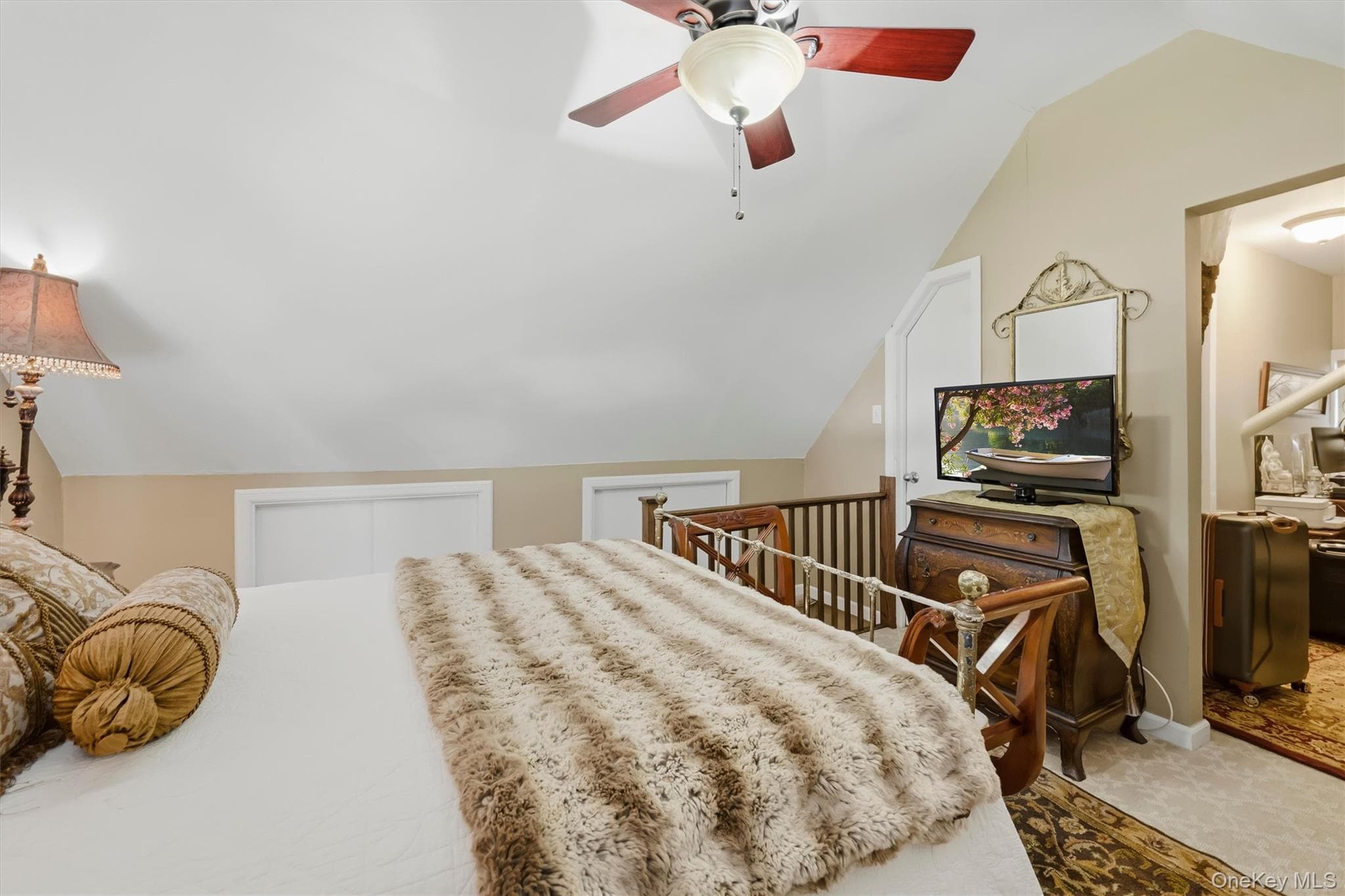 133 Cedar Hill Avenue thumbnail 32
