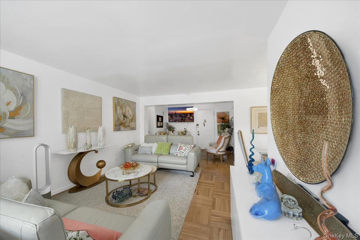 3512 Oxford Avenue Unit: 1C thumbnail 7