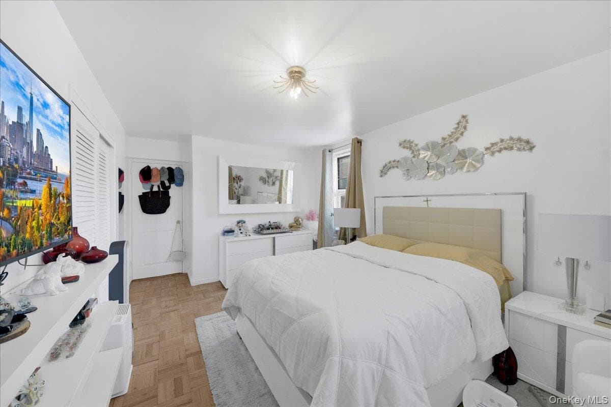 3512 Oxford Avenue Unit: 1C thumbnail 10
