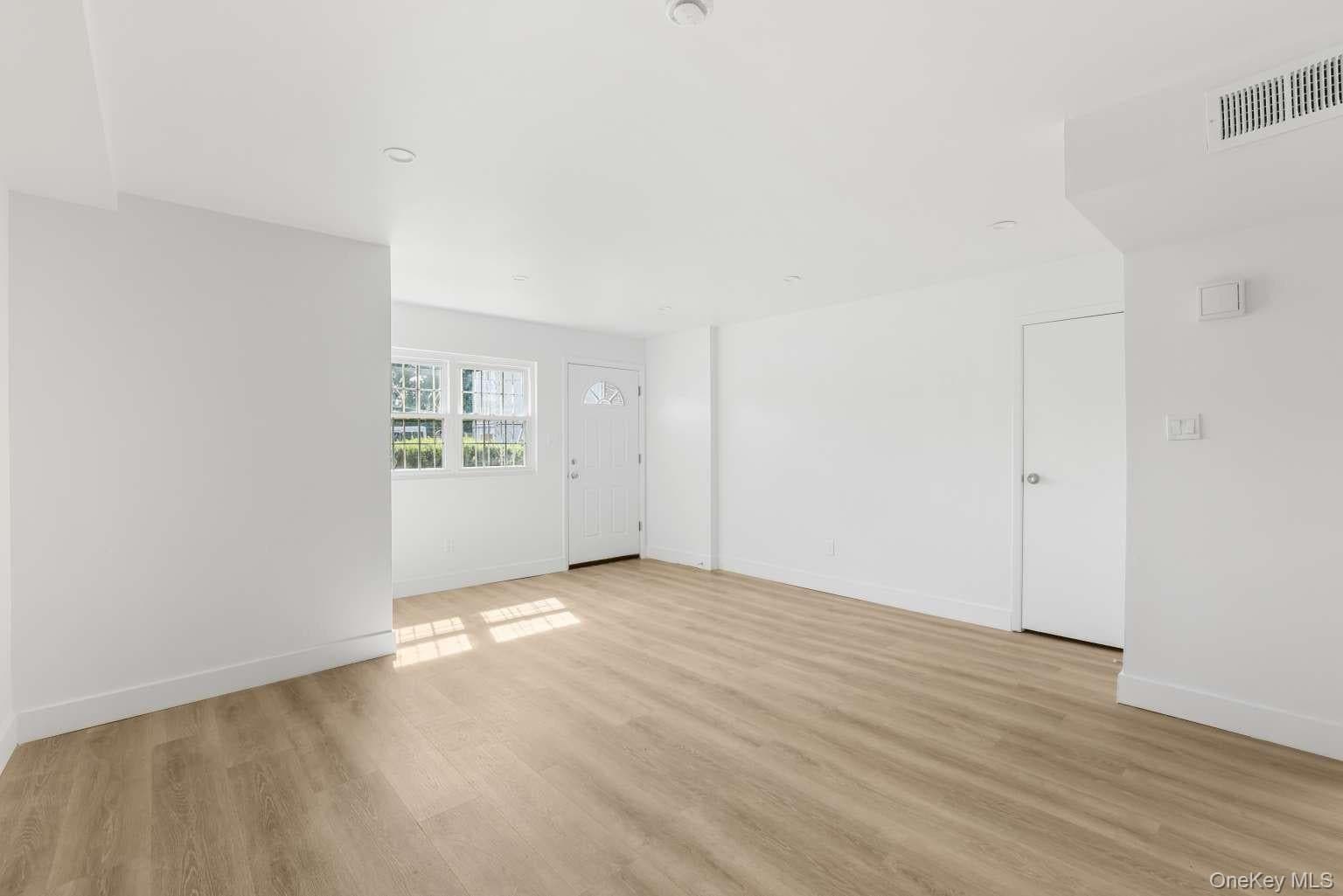 137-16 167th Street Unit: B1 thumbnail 3