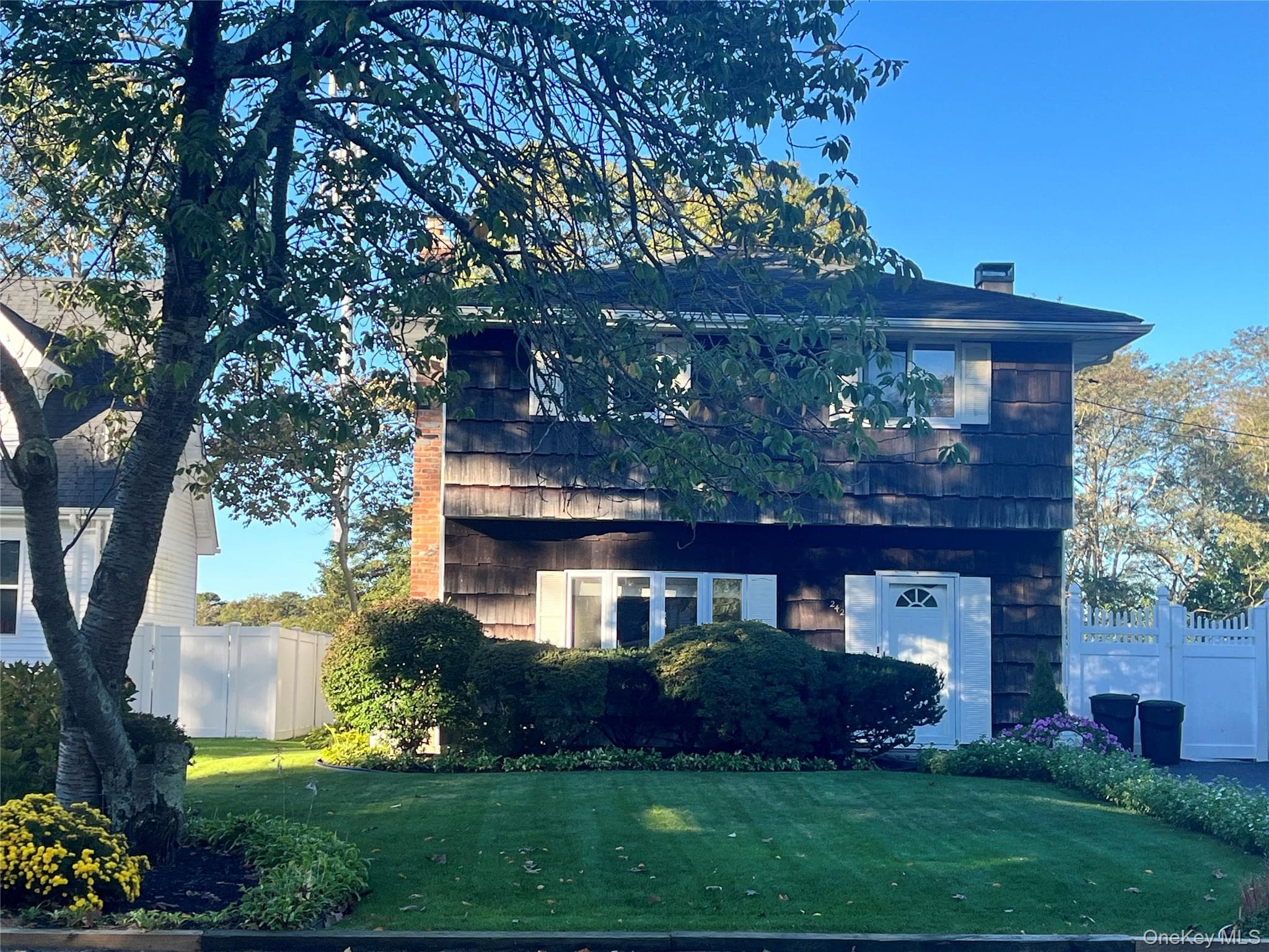 242 Madison Street, Mastic Beach