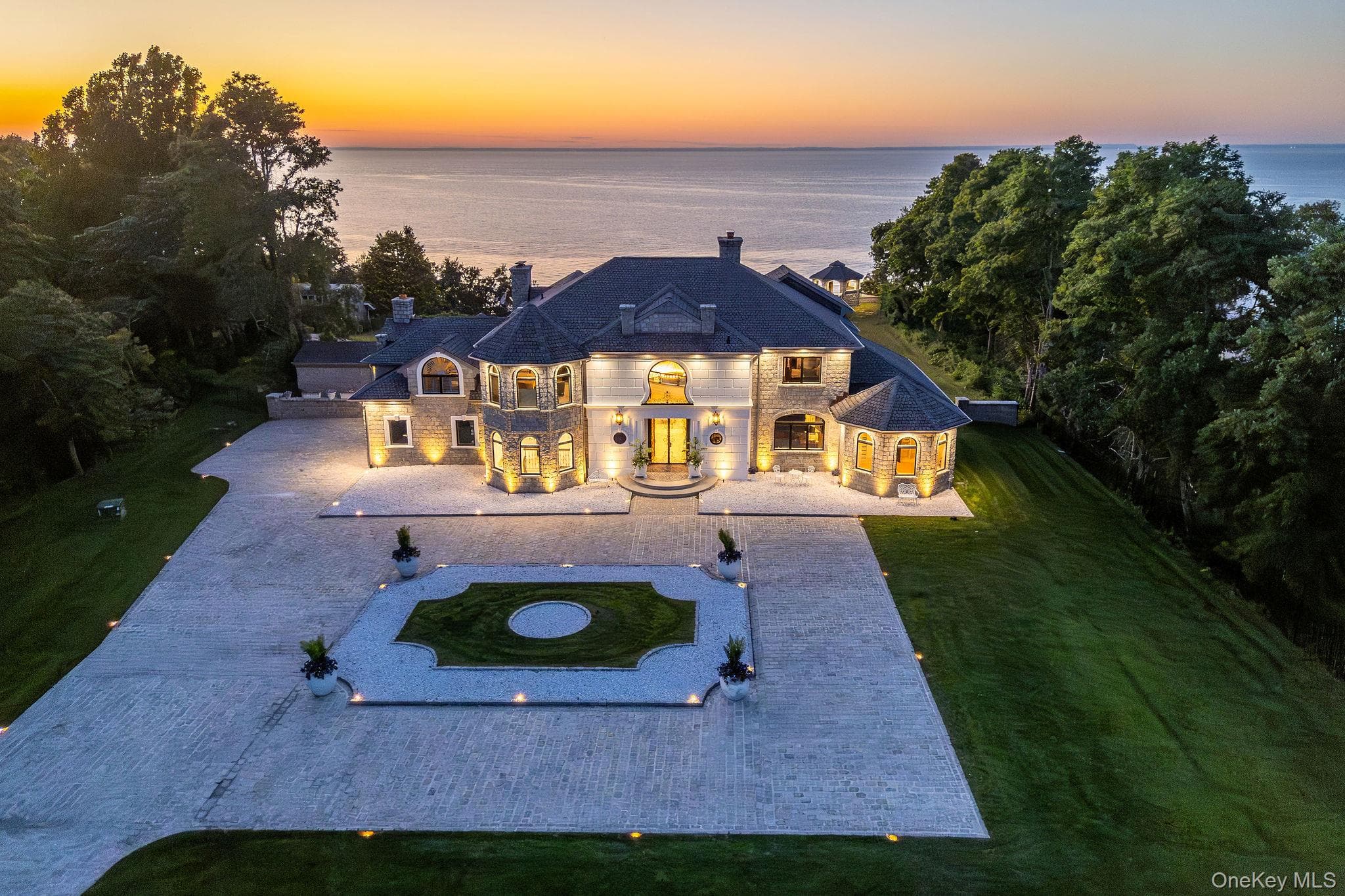 3875 Hallock Lane, Mattituck