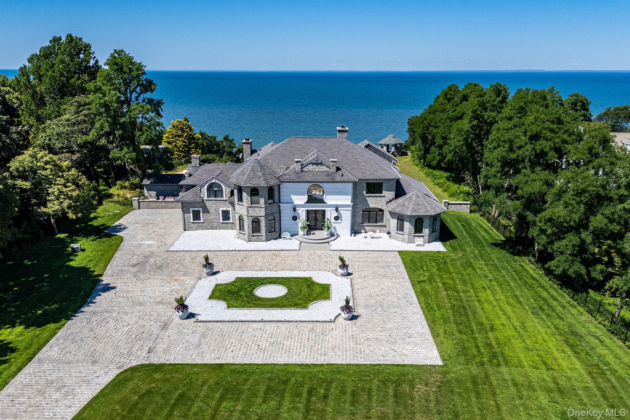 3875 Hallock Lane thumbnail 2