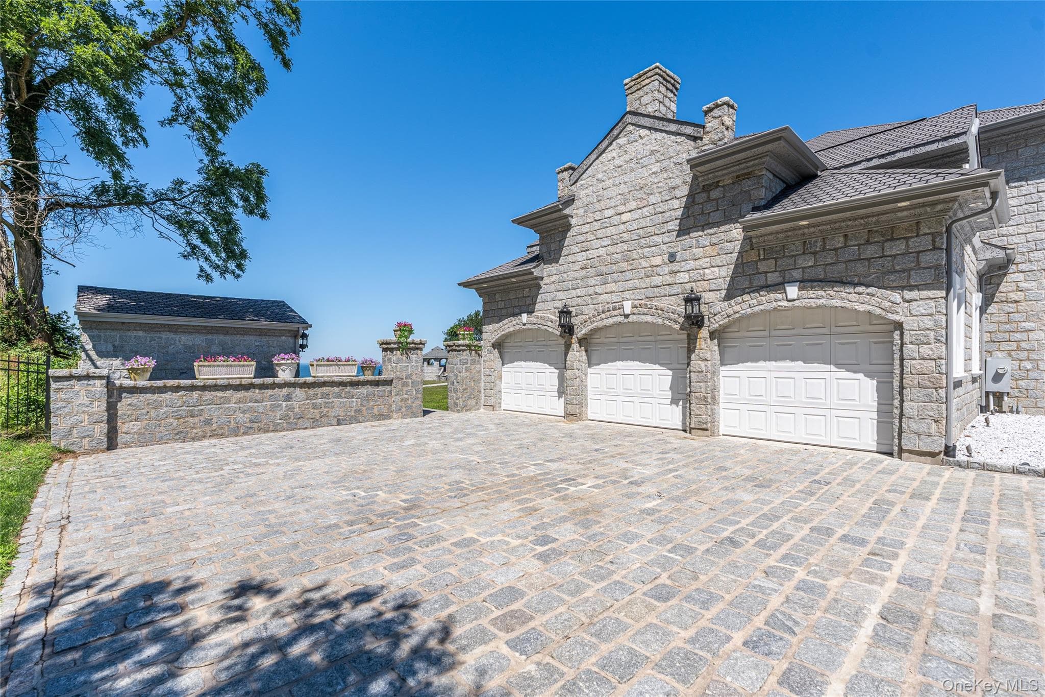 3875 Hallock Lane thumbnail 26