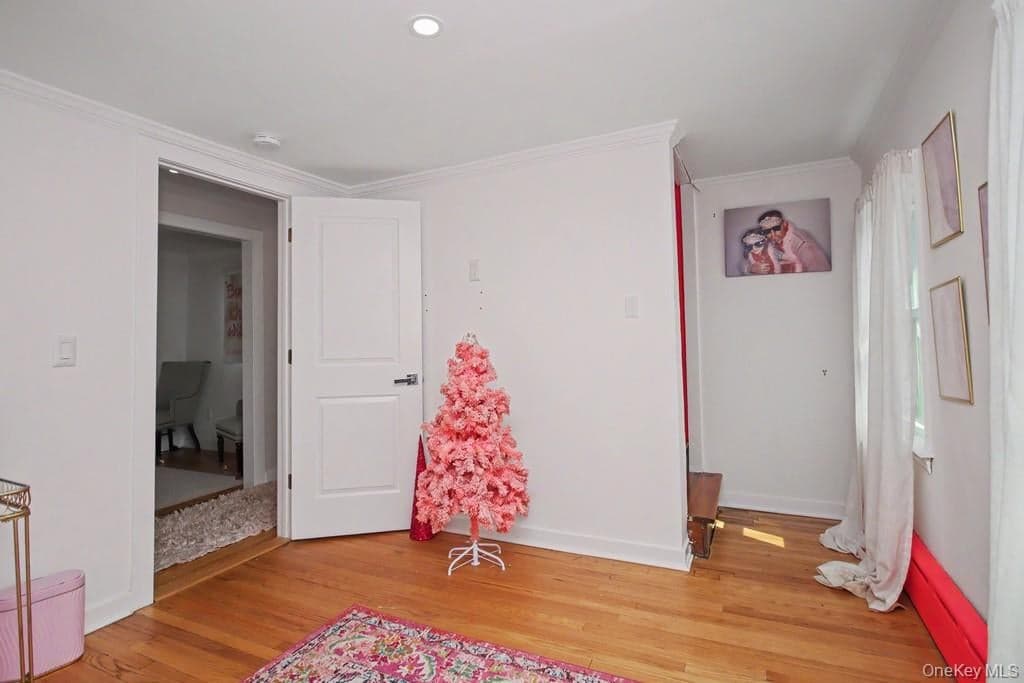 Address Withheld By Request thumbnail 27