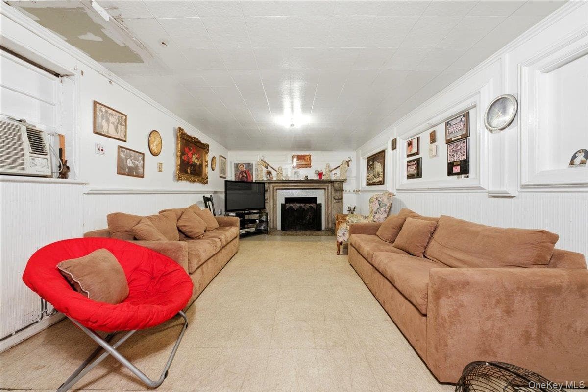18 E 25th Street thumbnail 27