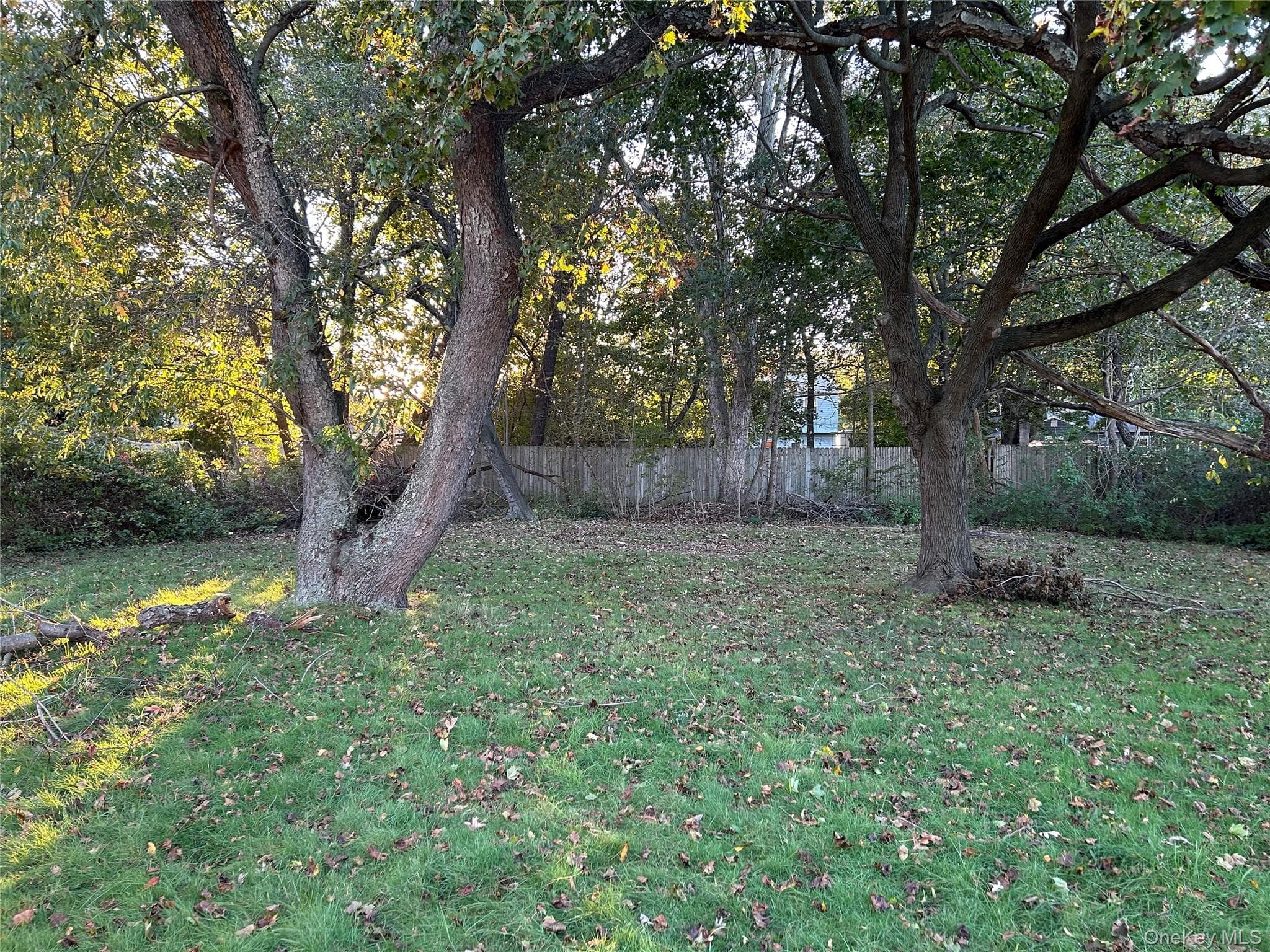 1056 Bay Shore Avenue thumbnail 8